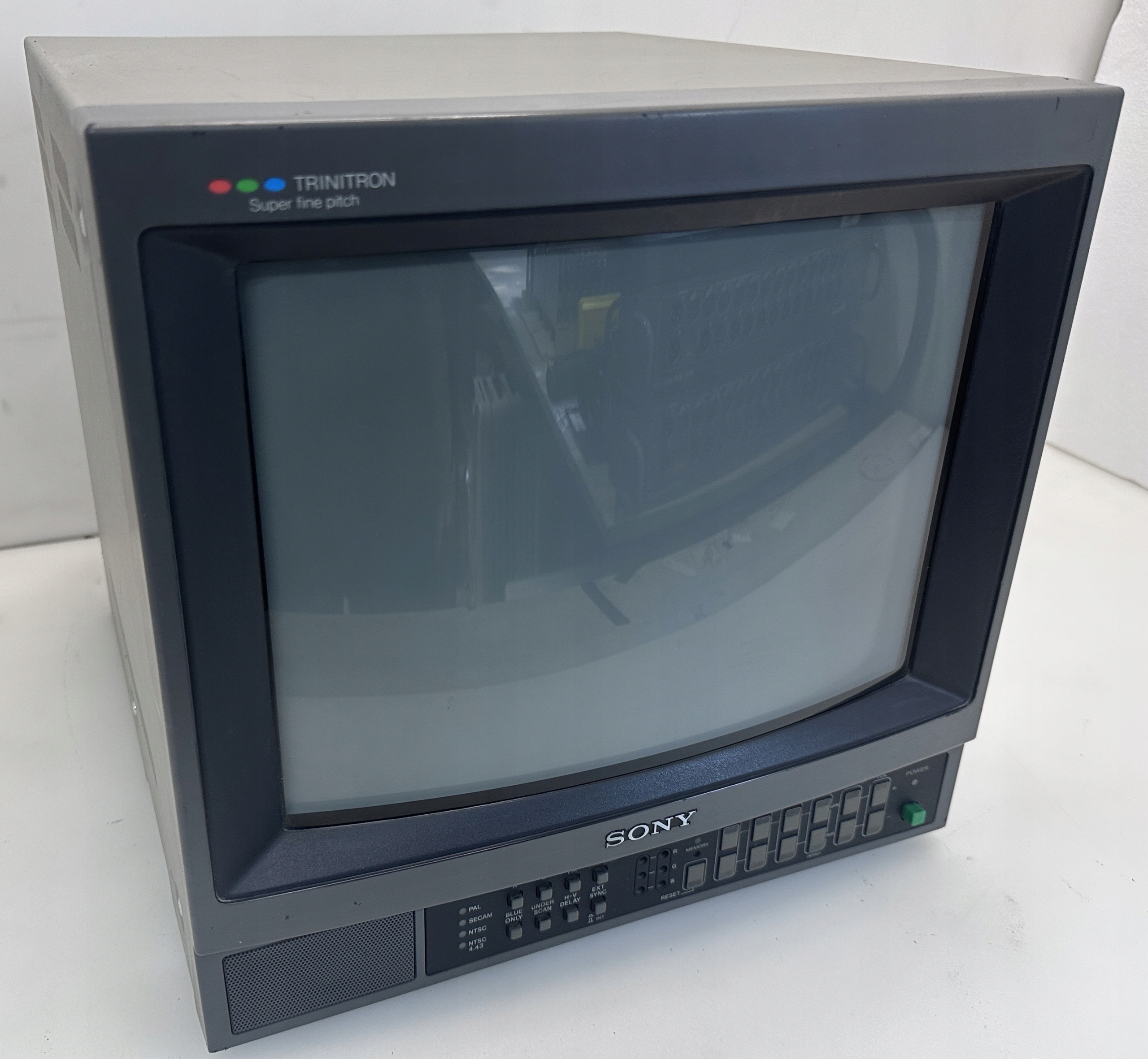 Profesjonalny Monitor CRT KOLOROWY SONY TRINITRON PVM-1444QM 14
