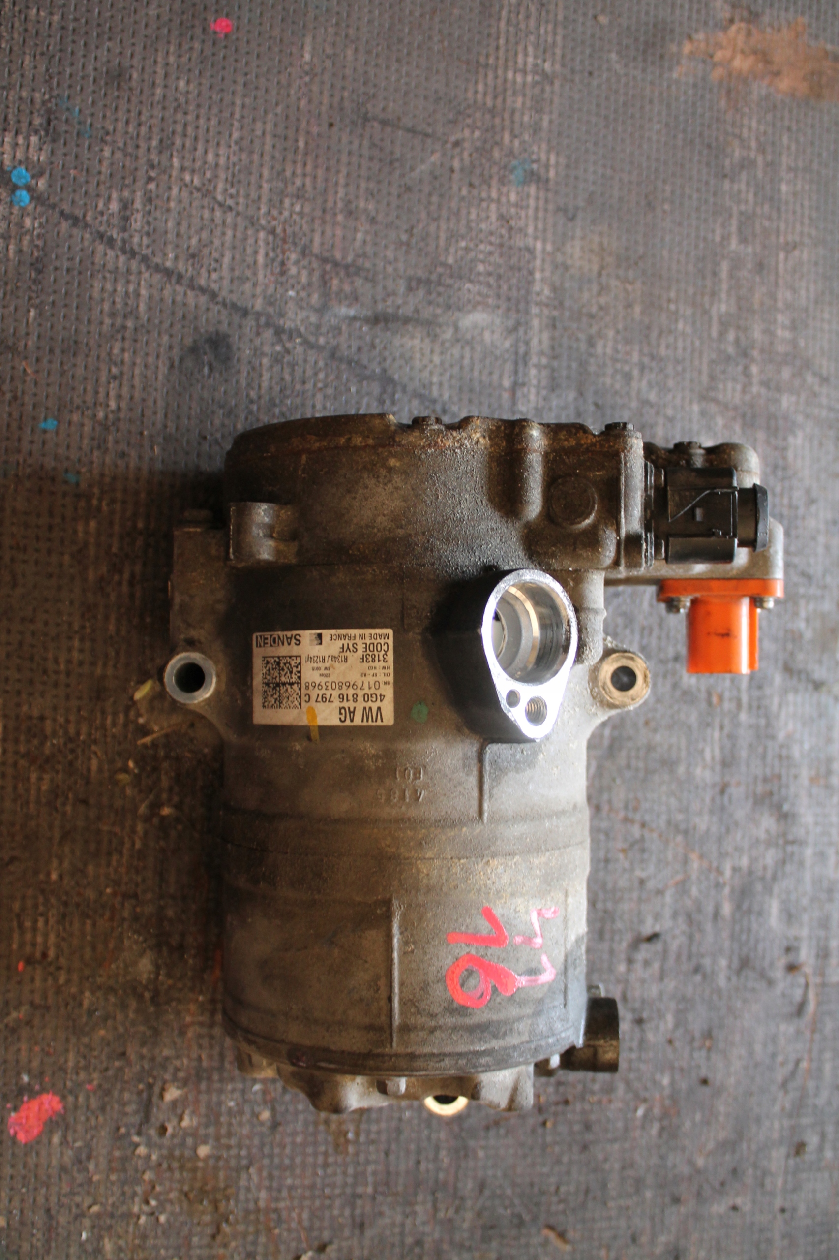 4116. kompresor klimatizaci AUDI 4G0816797C