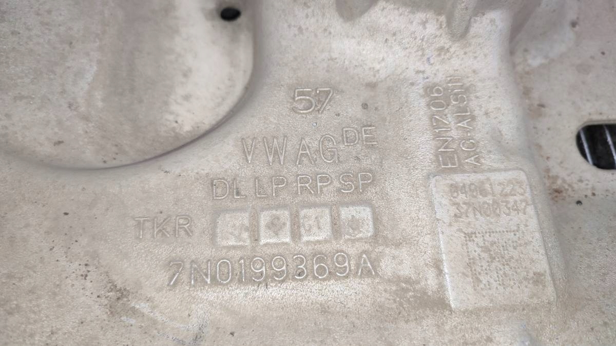 WÓZEK PRZÓD SANKI WAHACZ VW PASSAT B7 2.0 TDI 7N0199369A Stan opakowania brak opakowania