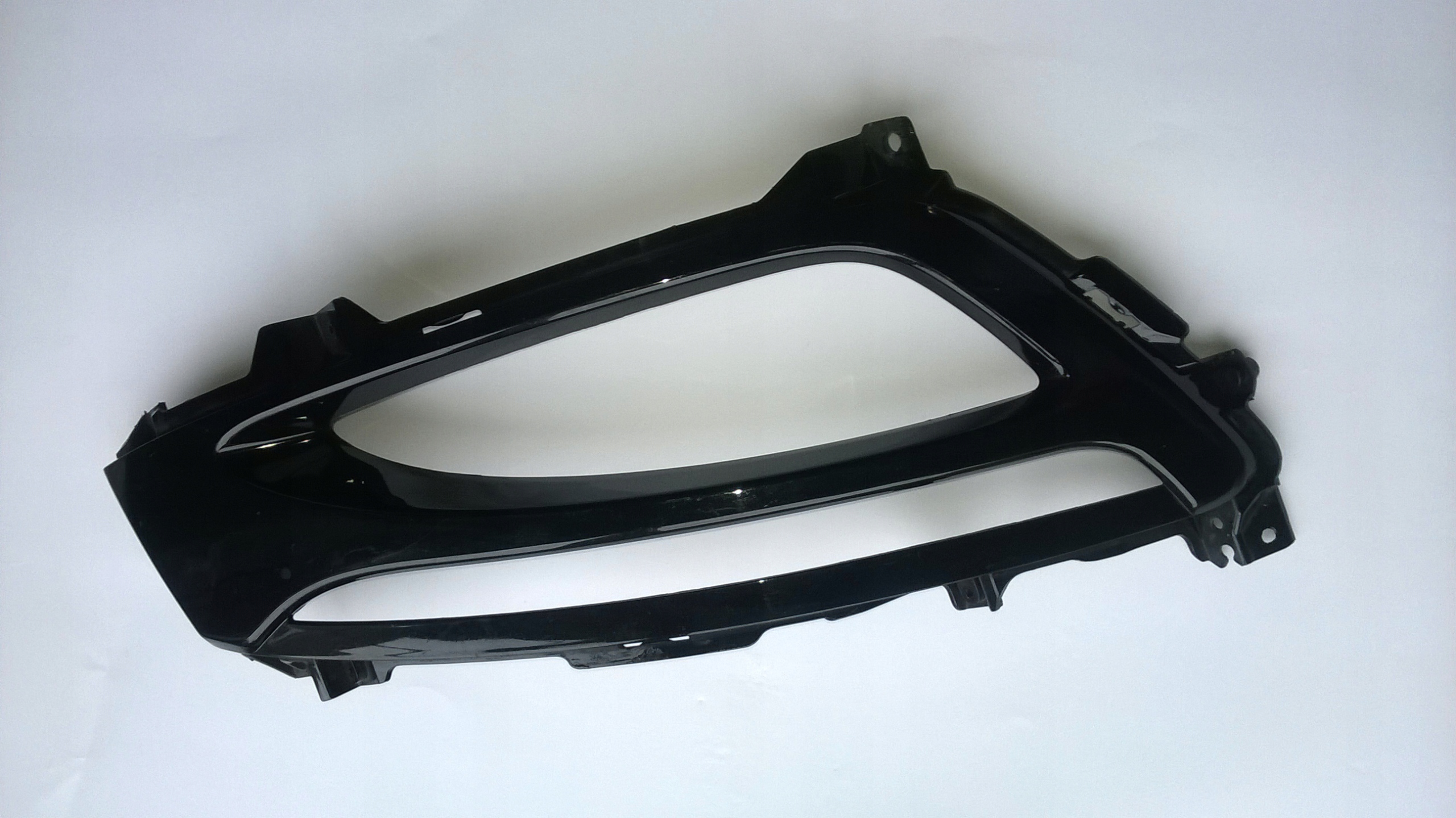 KIA OPTIMA 2010-13 ramka halogen prawa 86552-2T020