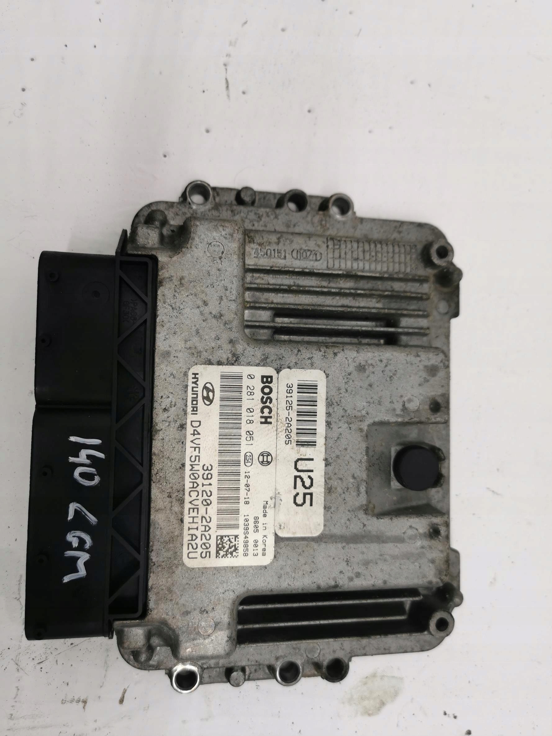 control unit of the engine HYUNDAI I40 1.7 CRDi 39120-2A205