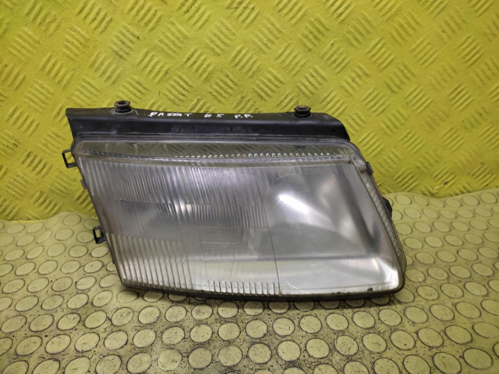 VW PASSAT B5 REFLEKTOR light right front