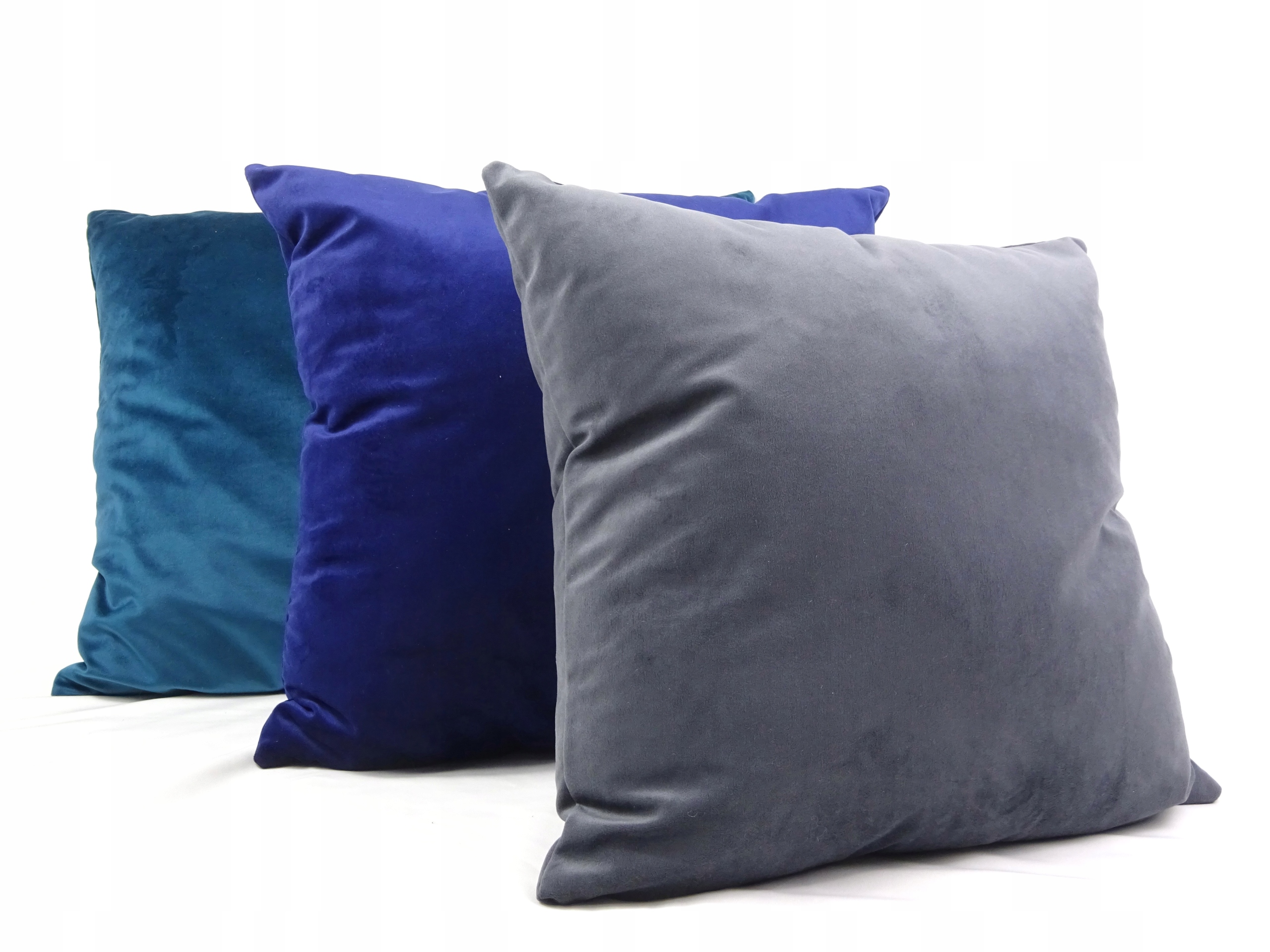 Poszewka na poduszkę 50x50 VELVET na zamek Szerokość produktu 50 cm