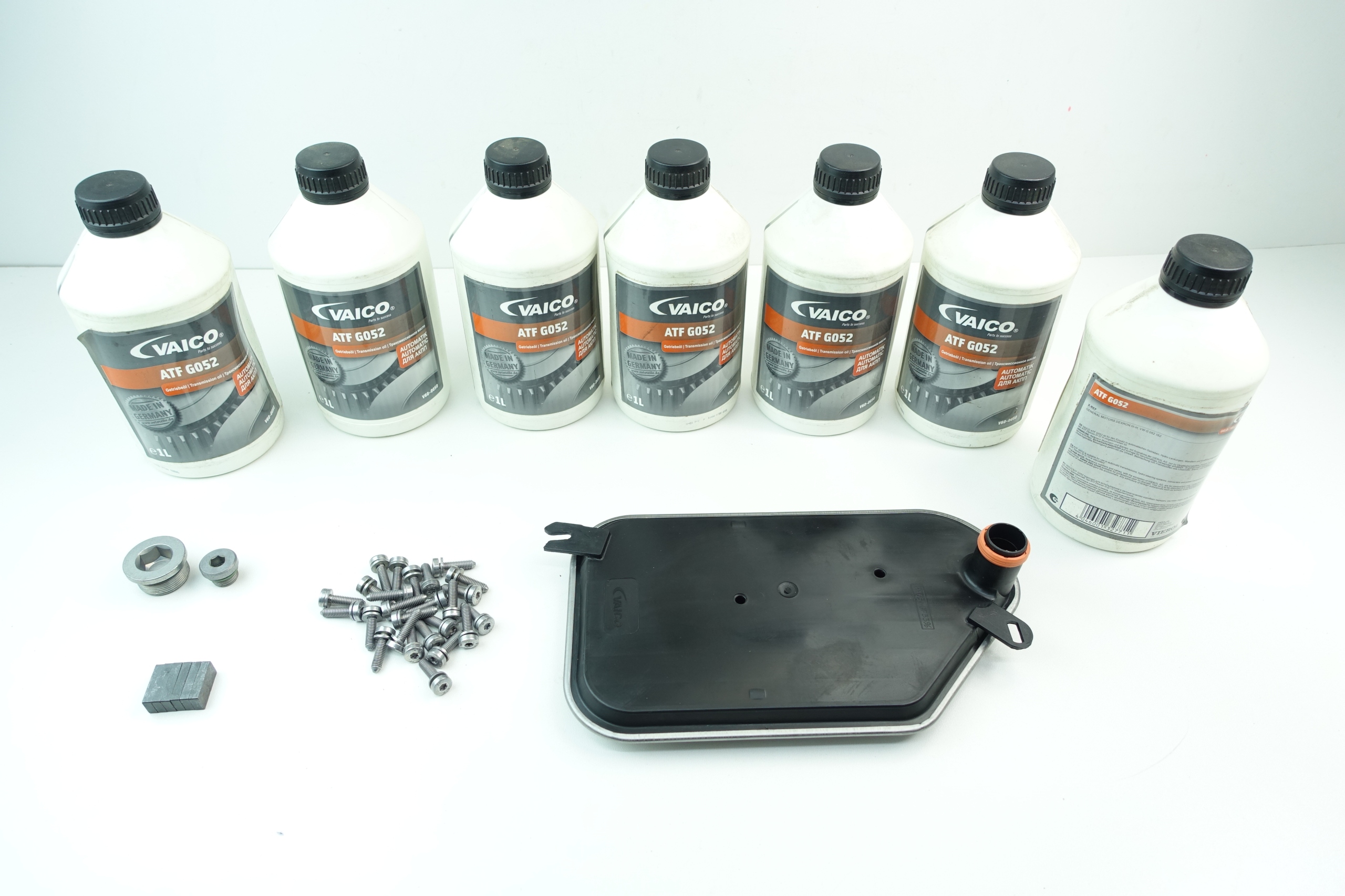 V10-3228 - КОМПЛЕКТ ДЛЯ ЗАМІНИ МАСЛА КОРОБКИ ПЕРЕДАЧ 01L321371 AUDI