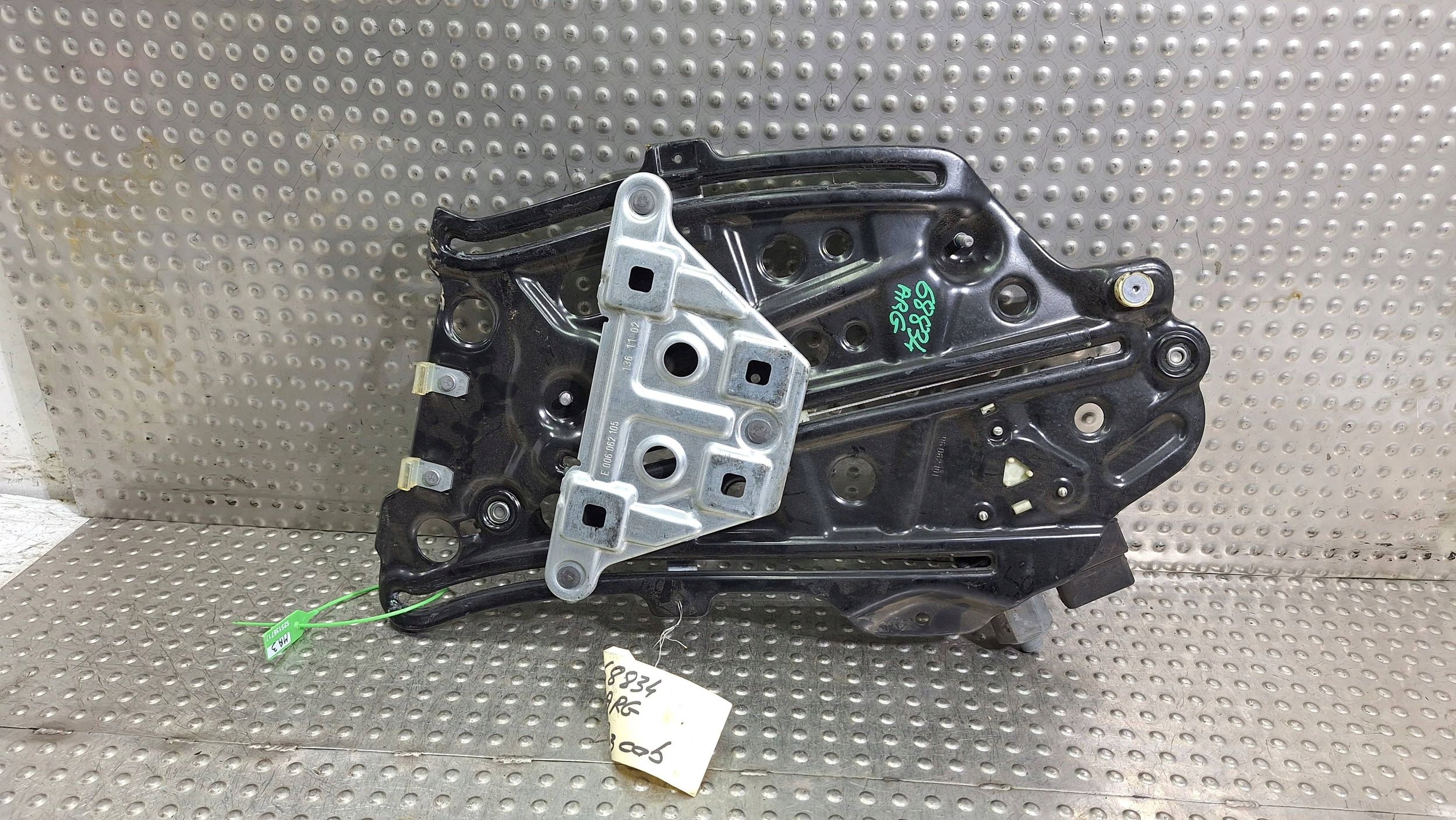 mechanism lifting windows left 8P7839397E VW GOLF VI 5K7 A3 8P CABRIO