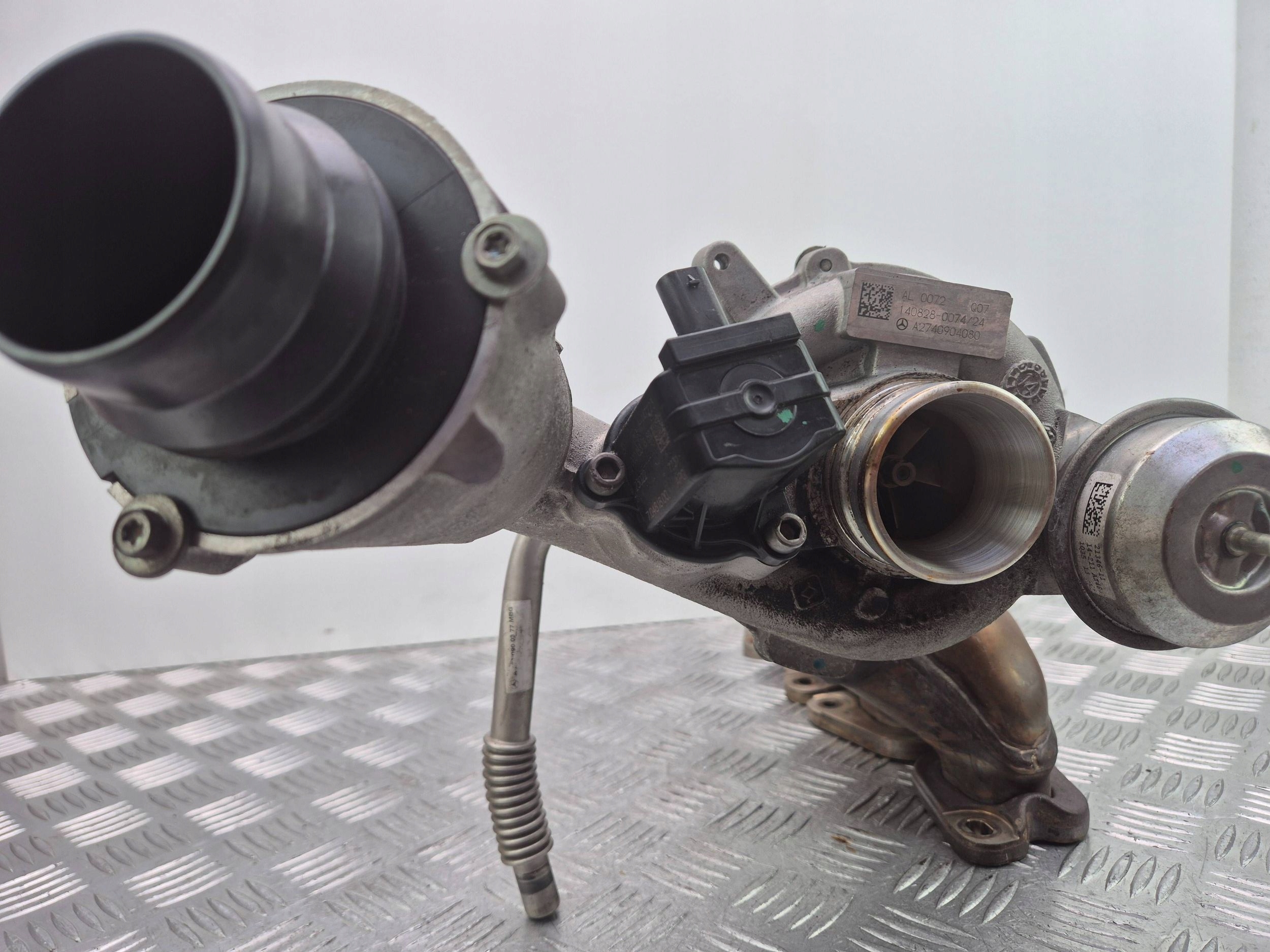 Mercedes E200 CGI W212 compressor A2740904080 274.920