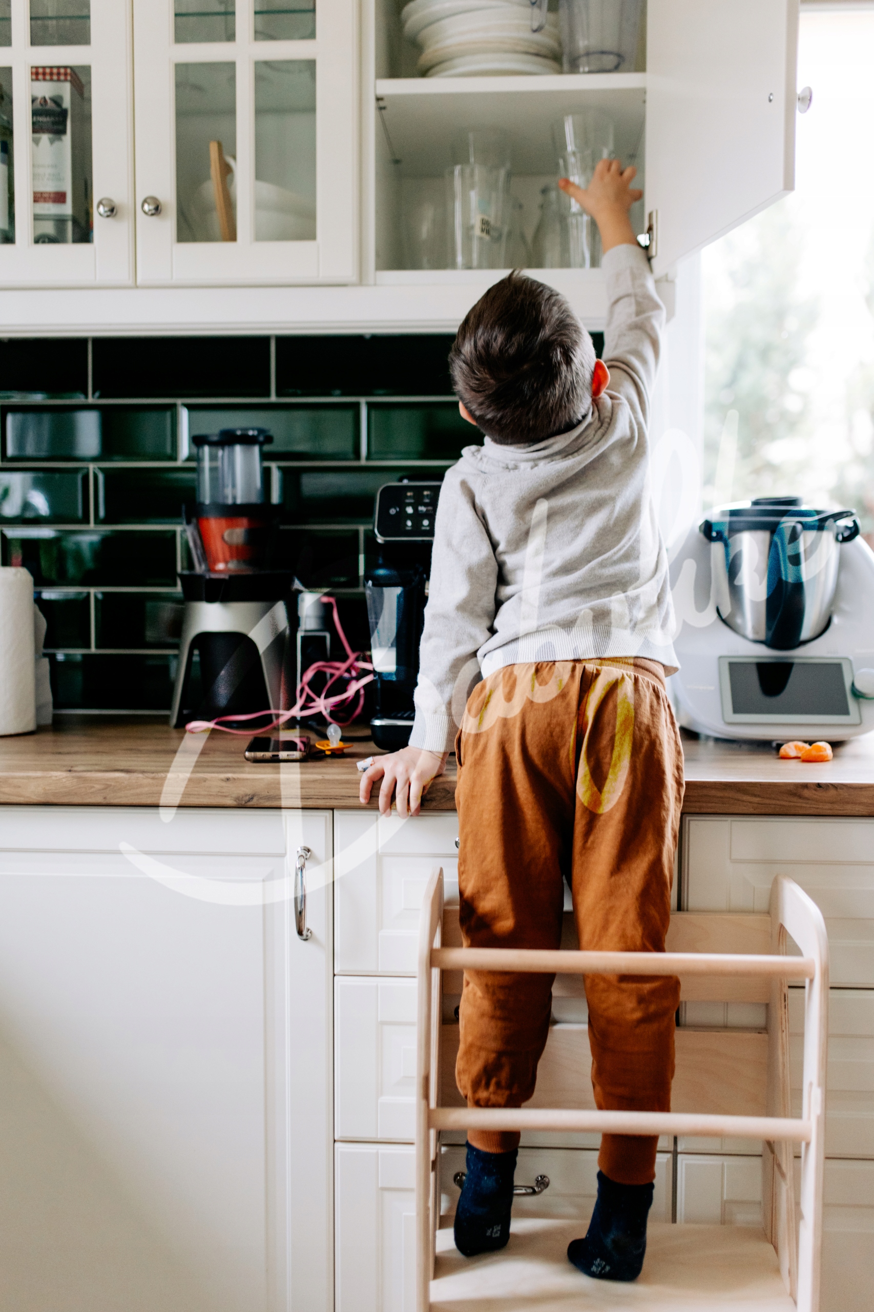 Kitchen Helper pomocnik kuchenny Pola - olejowany Bohater brak