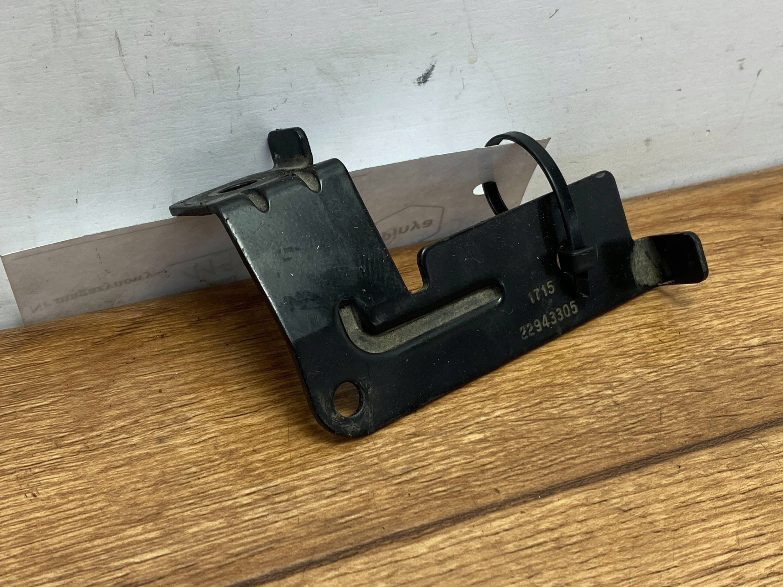 bracket wiazki Chevrolet Camaro 2016+ 2.0t