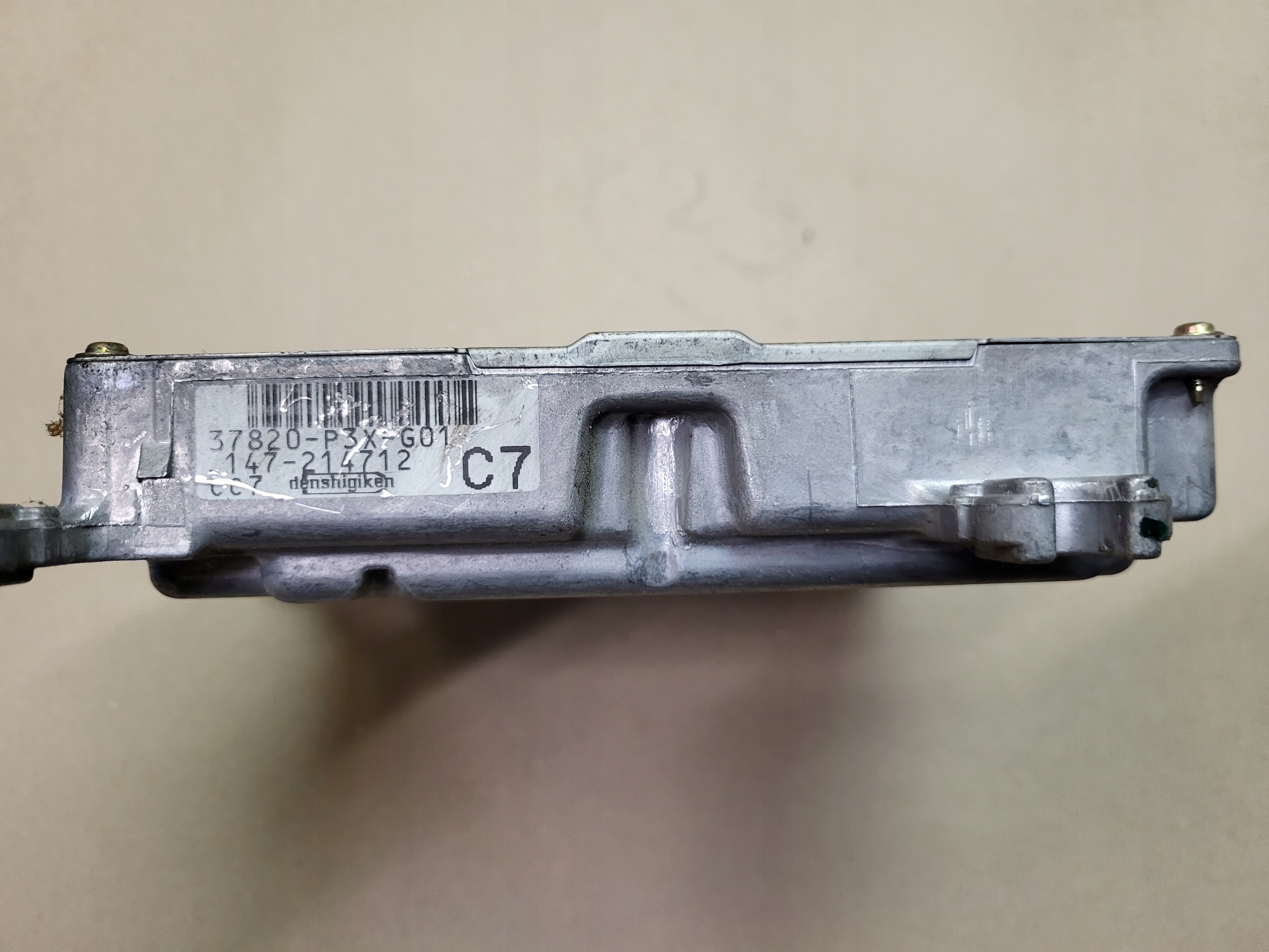 computer control unit of the engine HONDA CIVIC 1.4 1996-> 37820-P3X-G01 OE EU