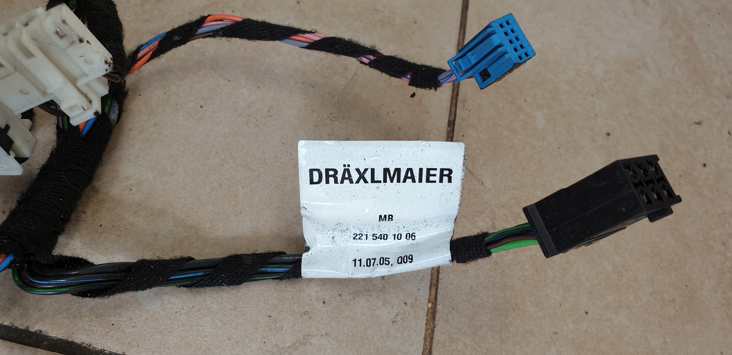 lock left rear rope holder MERCEDES S W221 OE EU