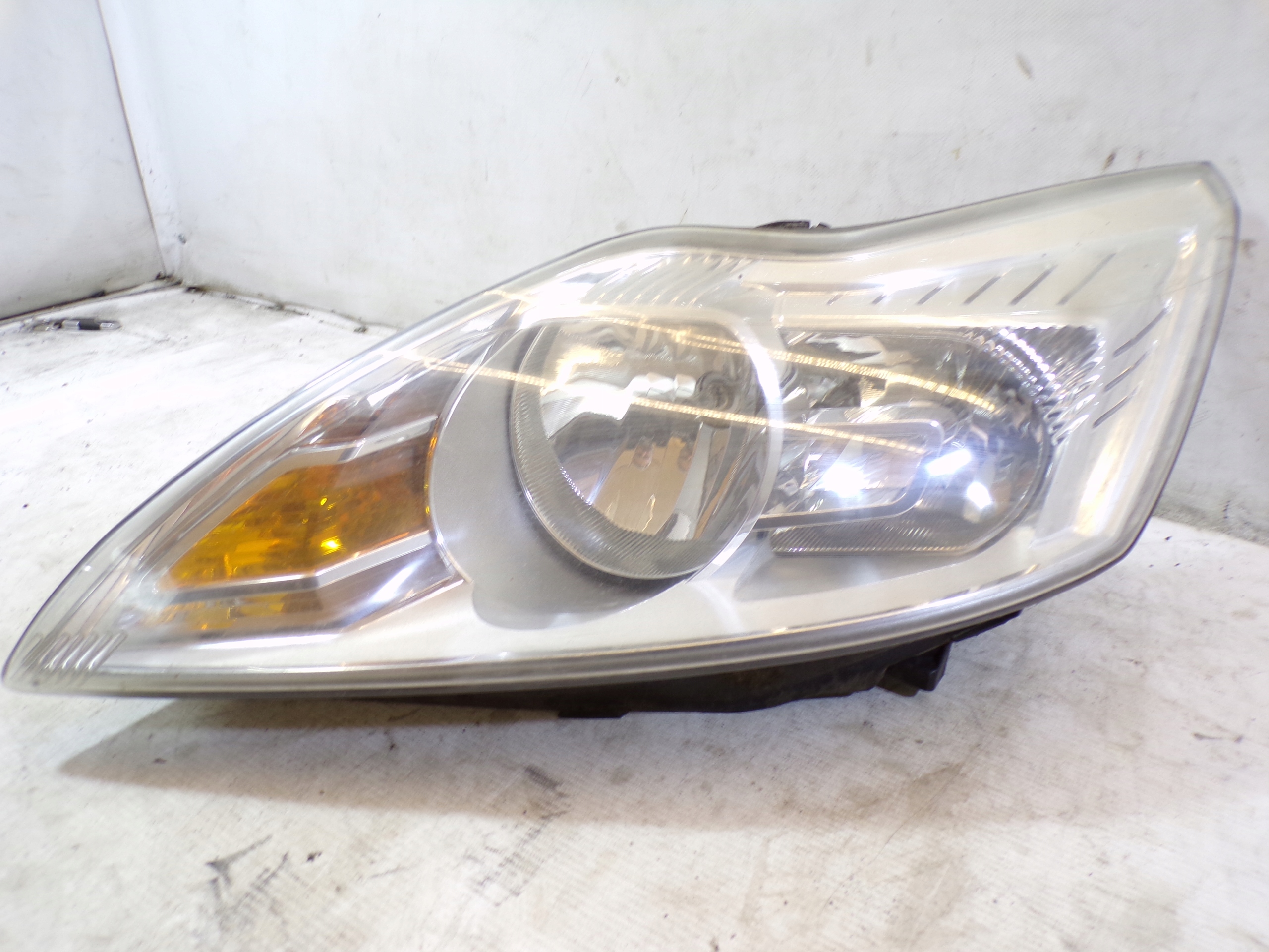 light front front left FORD FOCUS 2 II LIFT (5)