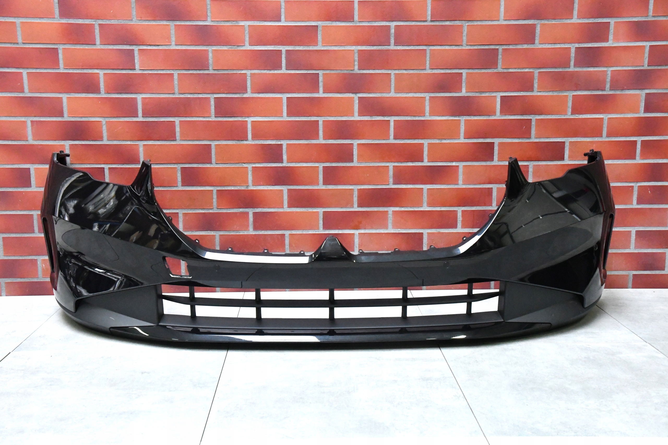 bumper front front BMW 5 G60 G61 BLACK SAPPHIRE 475 USA