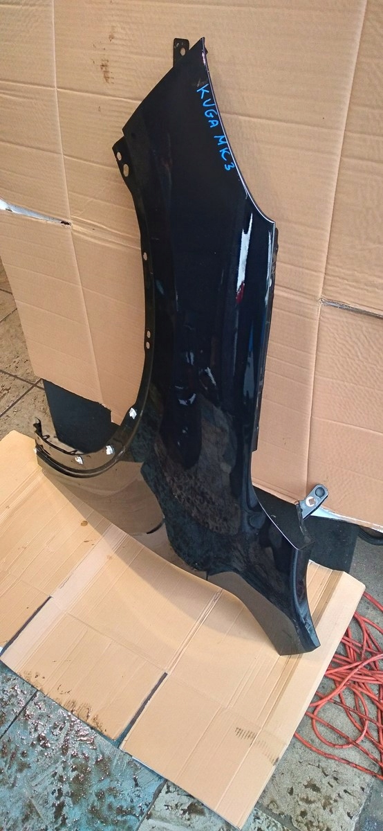 FORD KUGA MK3 ESCAPE BŁOTNIK PRZÓD LEWY KOLOR 4L BLACK Numer katalogowy części BŁOTNIK PRZÓD LEWY  MK3 ESCAPE KOLOR 4L BLACK