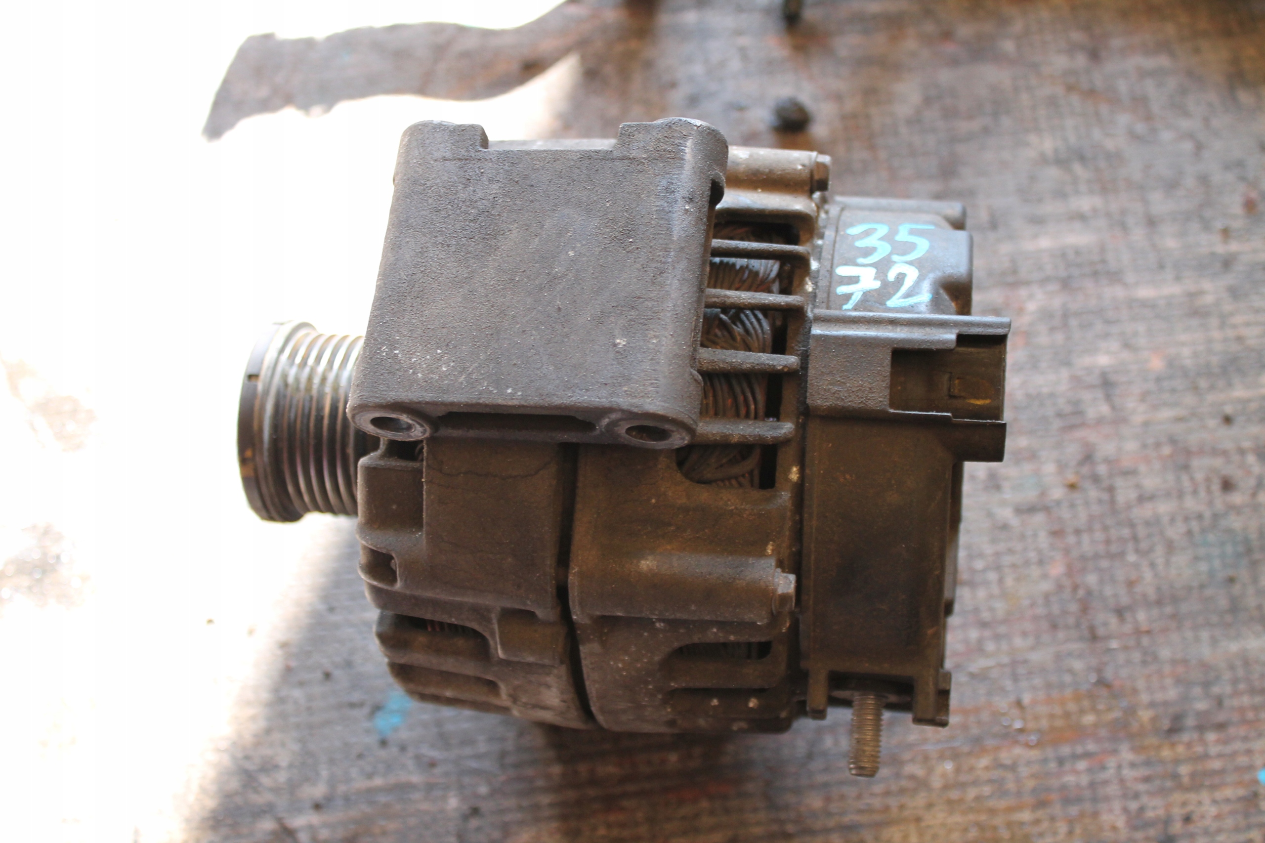 3572. alternator MERCEDES SPRINTER A0009068802