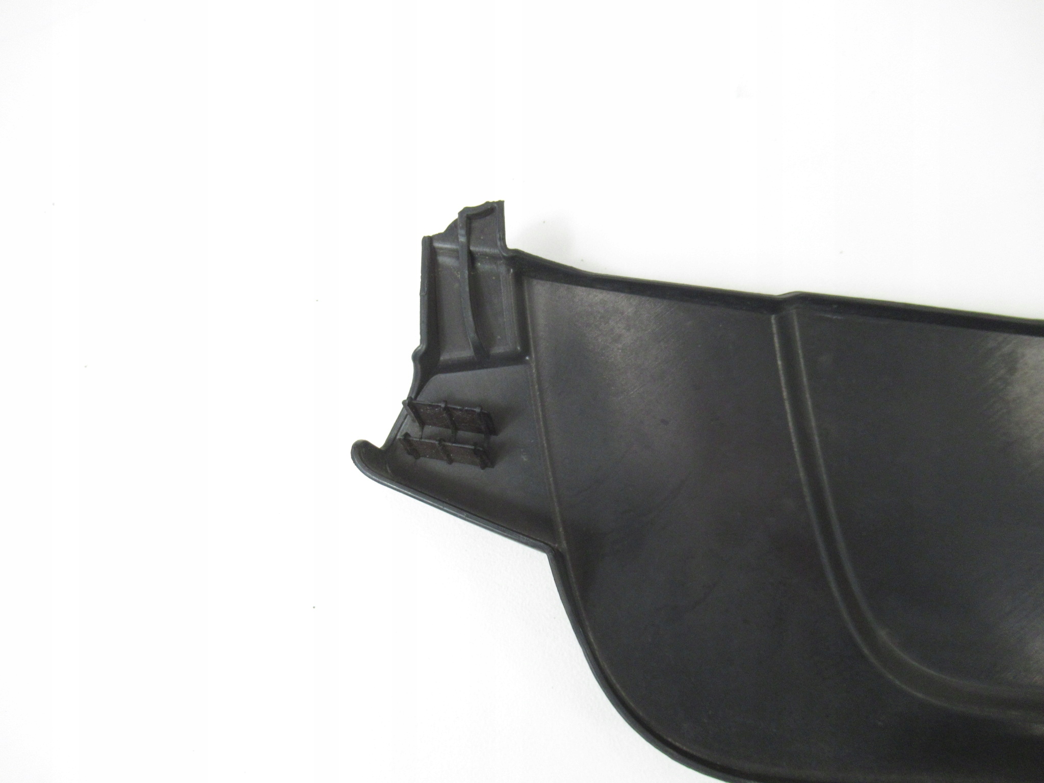 Blende Abdeckung des Kühlers DES MOTORS BMW e60 e61 2.0d N47 177k