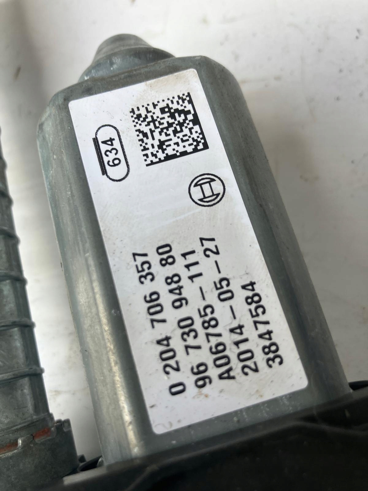 Bremse Hand elektrisch PEUGEOT 3008 9673094880