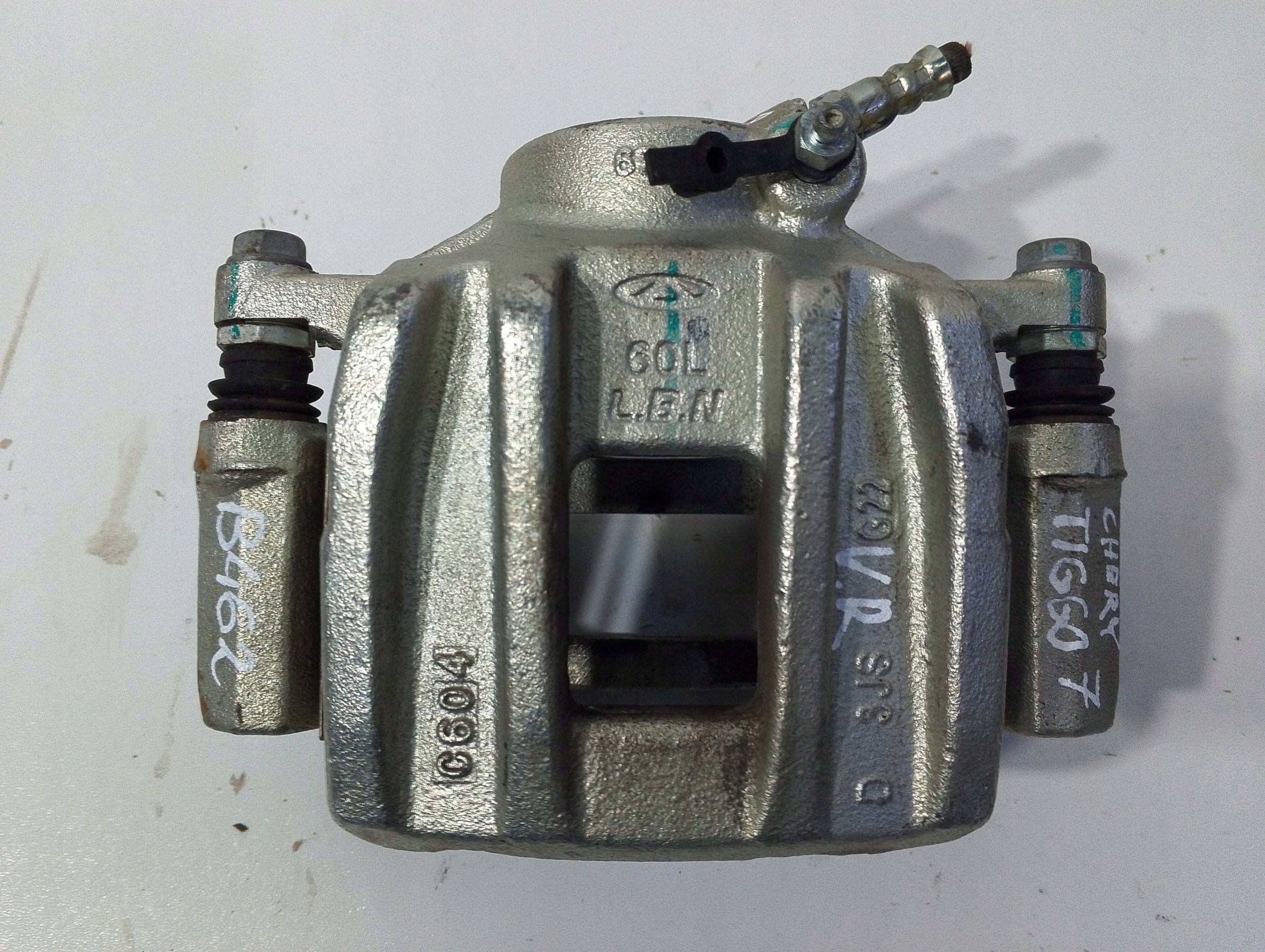 CHERY TIGGO 7 PRO caliper front front right JARZMO 204000677AA (B462)