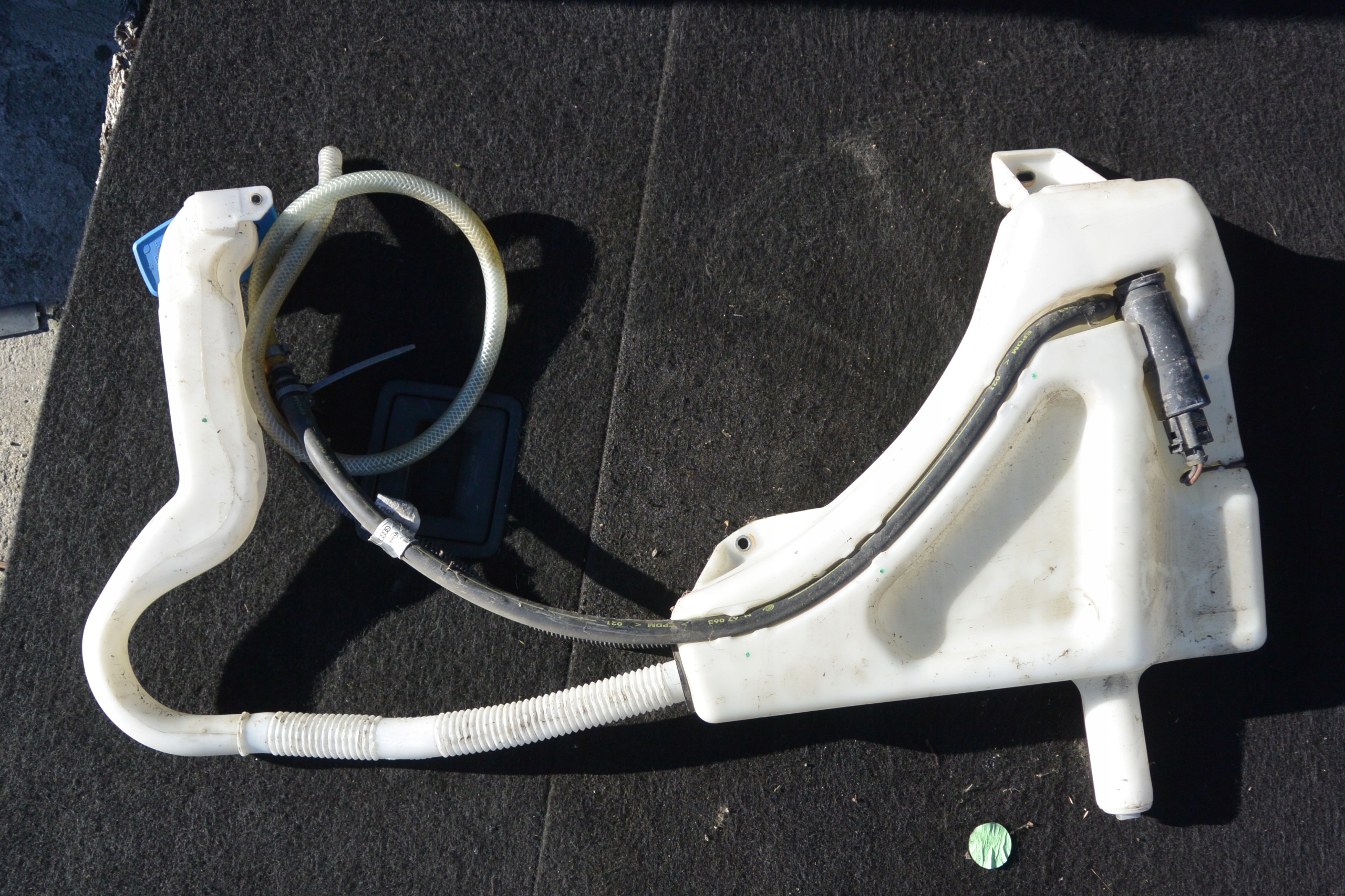 tank washers pump XENON AUDI Q7 4L