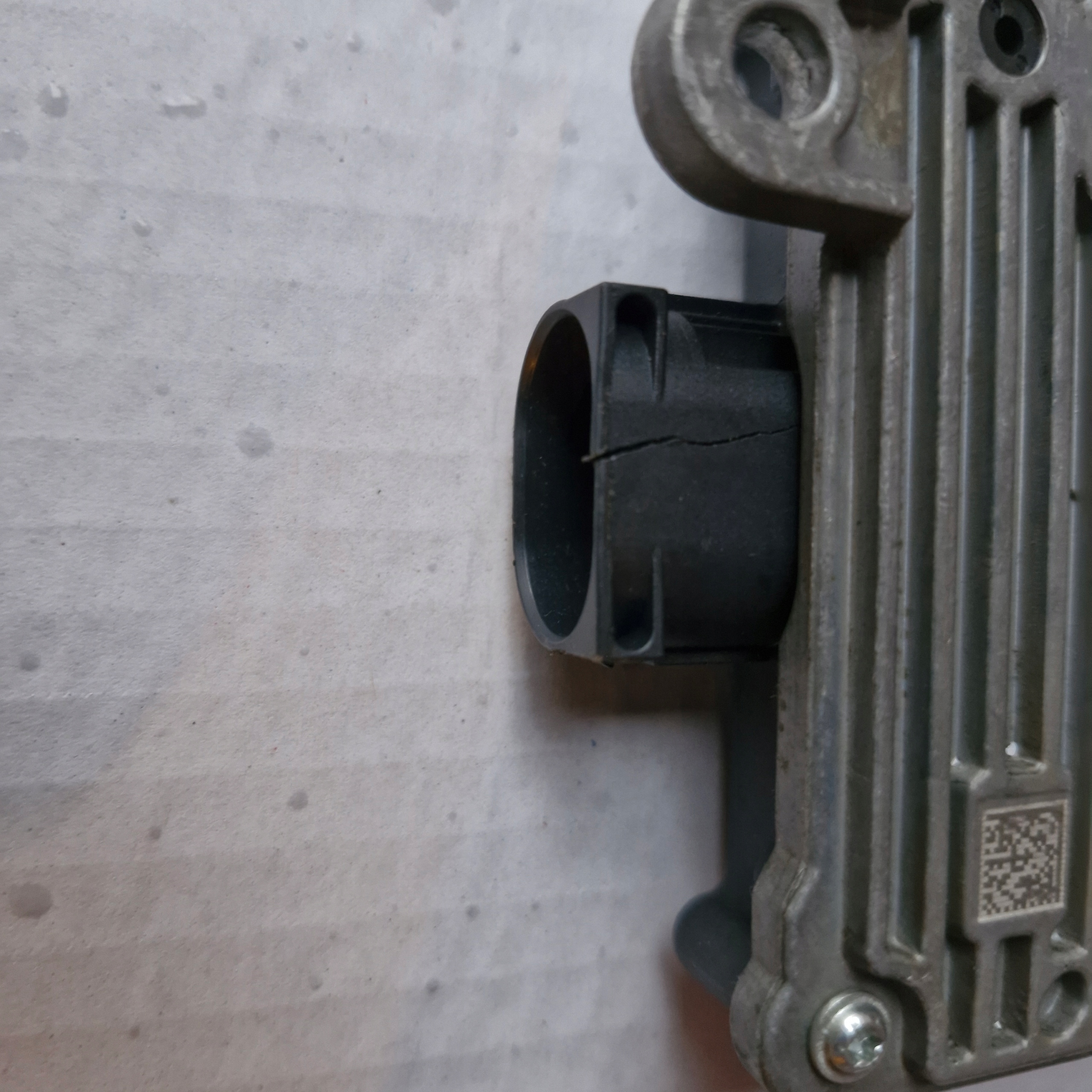 Moduł radar Distronic Mercedes W213 A0009007923 Producent Mercedes-Benz OE