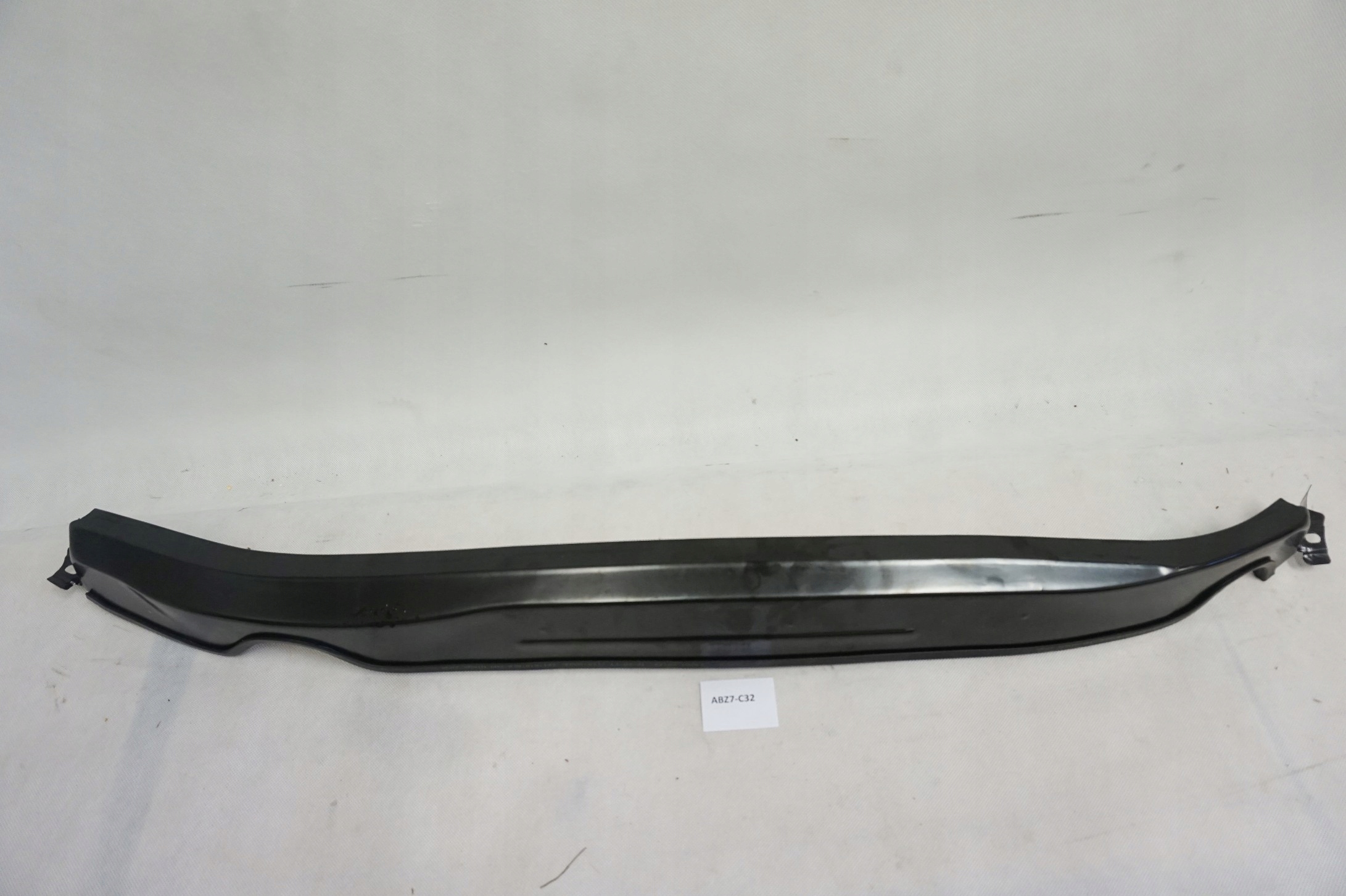 5FF805275B - Нижня облицювання SEAT Cupra FORMENTOR HYB 1,4 eTSI