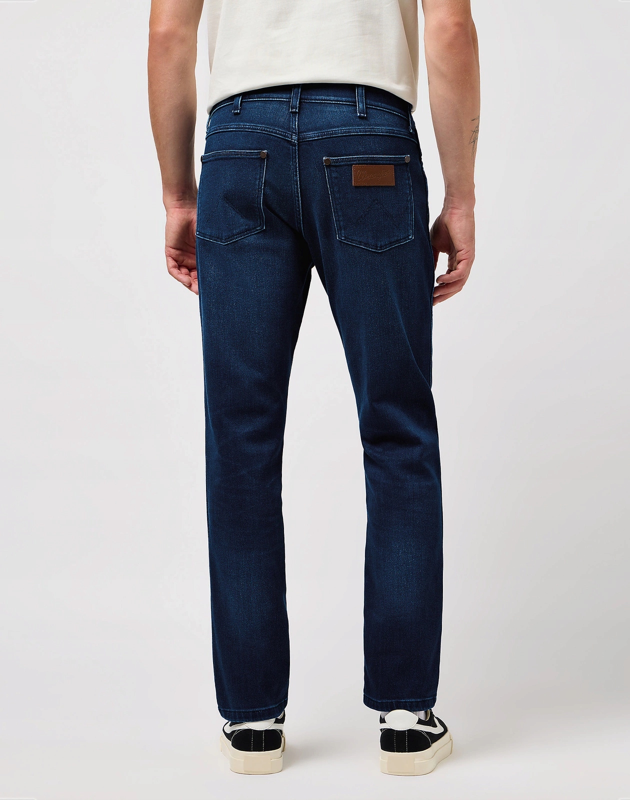 Pánské zúžené džíny Wrangler Larston Blue Jam 112360183 33/34