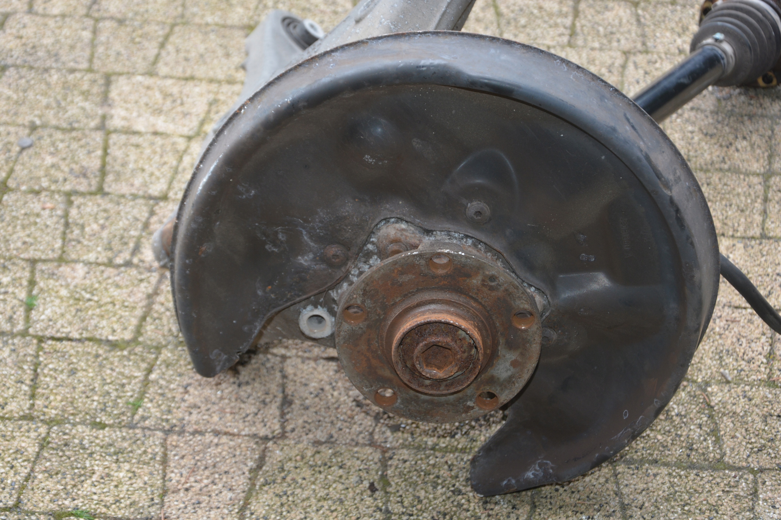 ZWROTNICA WAHACZ PÓŁOŚ LEWY TYŁ AUDI A8 D3 4E0501203C 4E0511511F Numer katalogowy części ZWROTNICA WAHACZ PÓŁOŚ LEWY TYŁ AUDI A8 D3 4E0501203C 4E0511511F