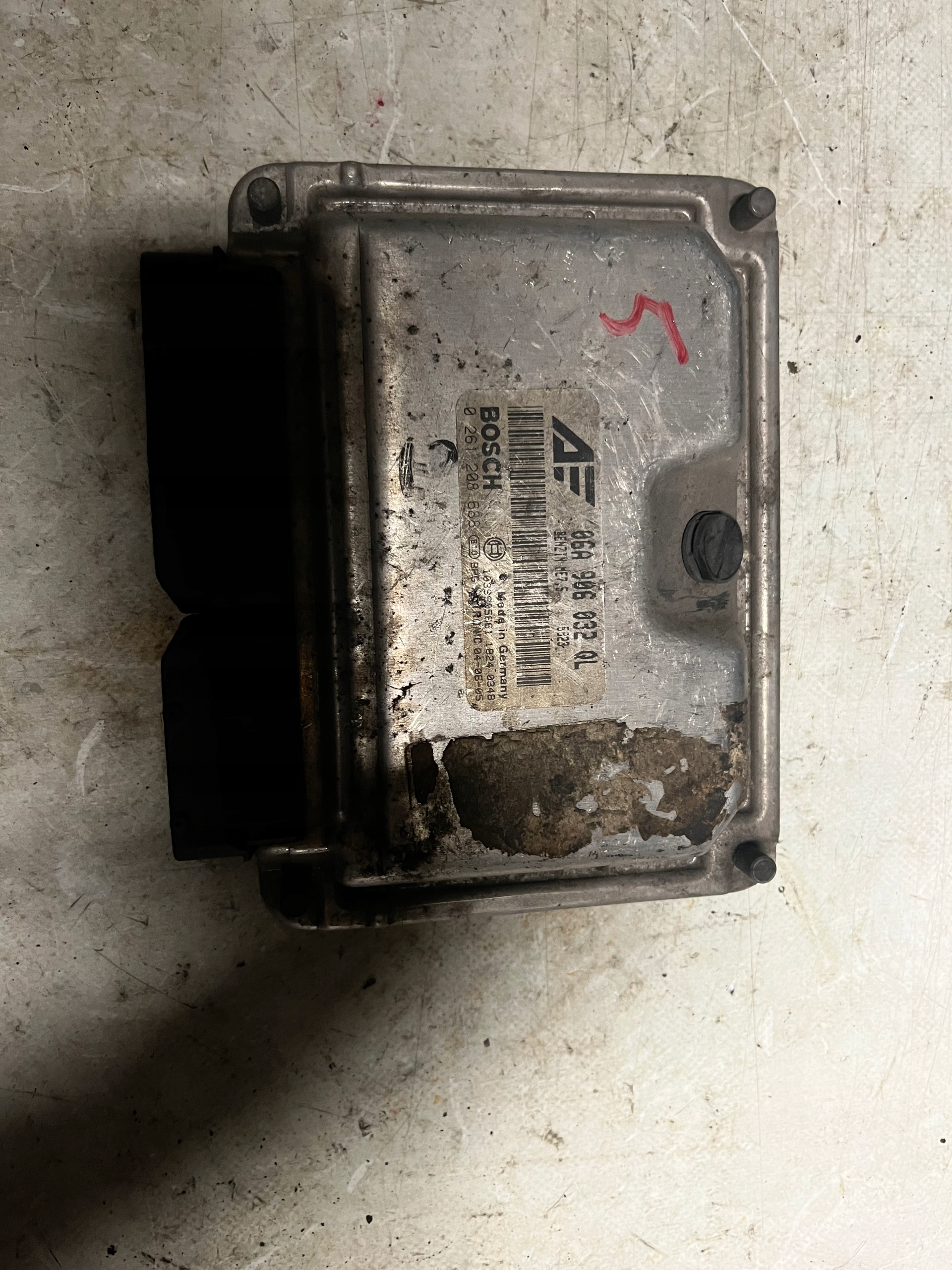 komputer SEAT VW AUDI 06A906032QL 0261208688