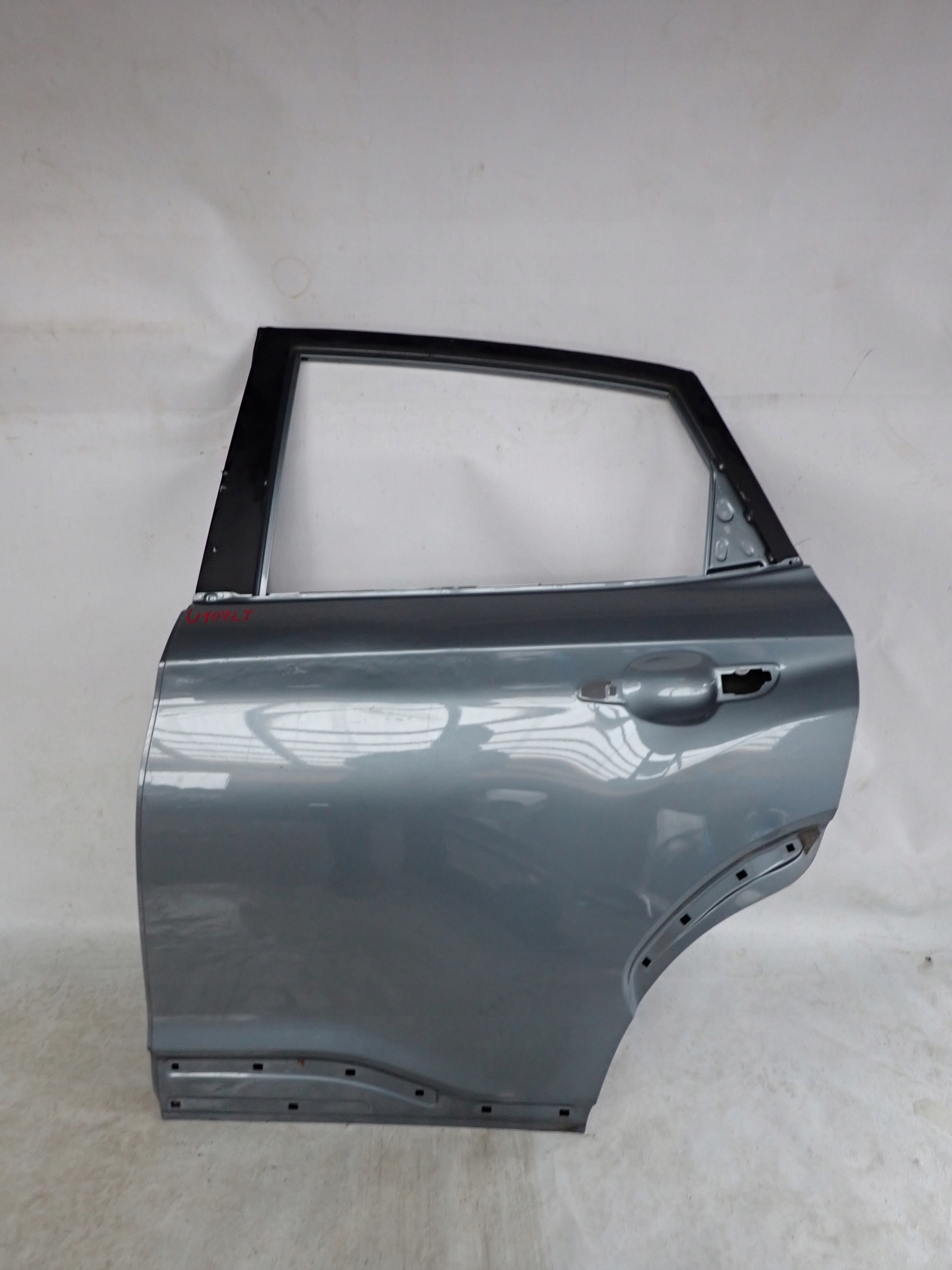 HYUNDAI KONA 17- door rear part rear. left