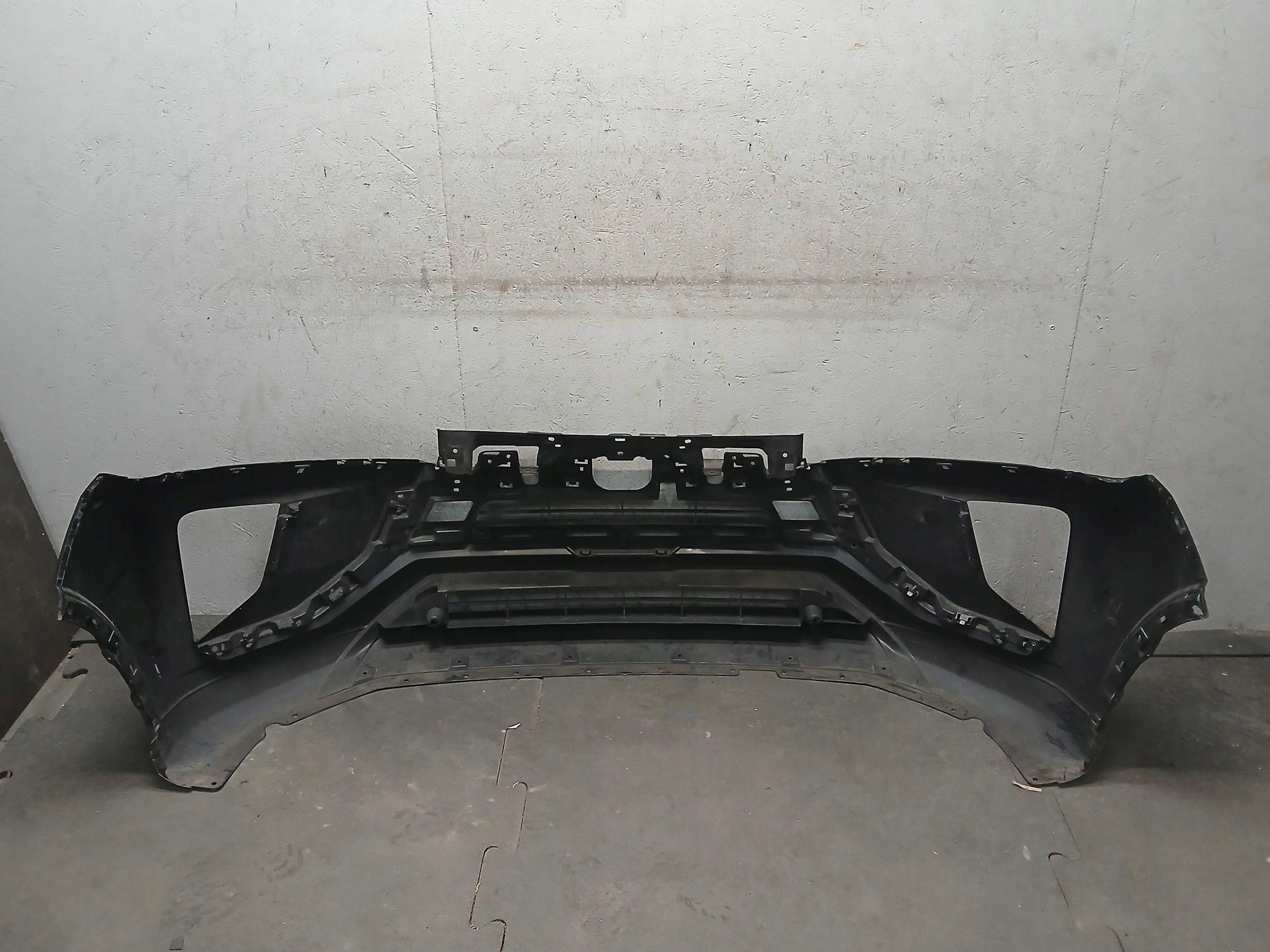 Pare choc Avant MITSUBISHI ECLIPSE CROSS