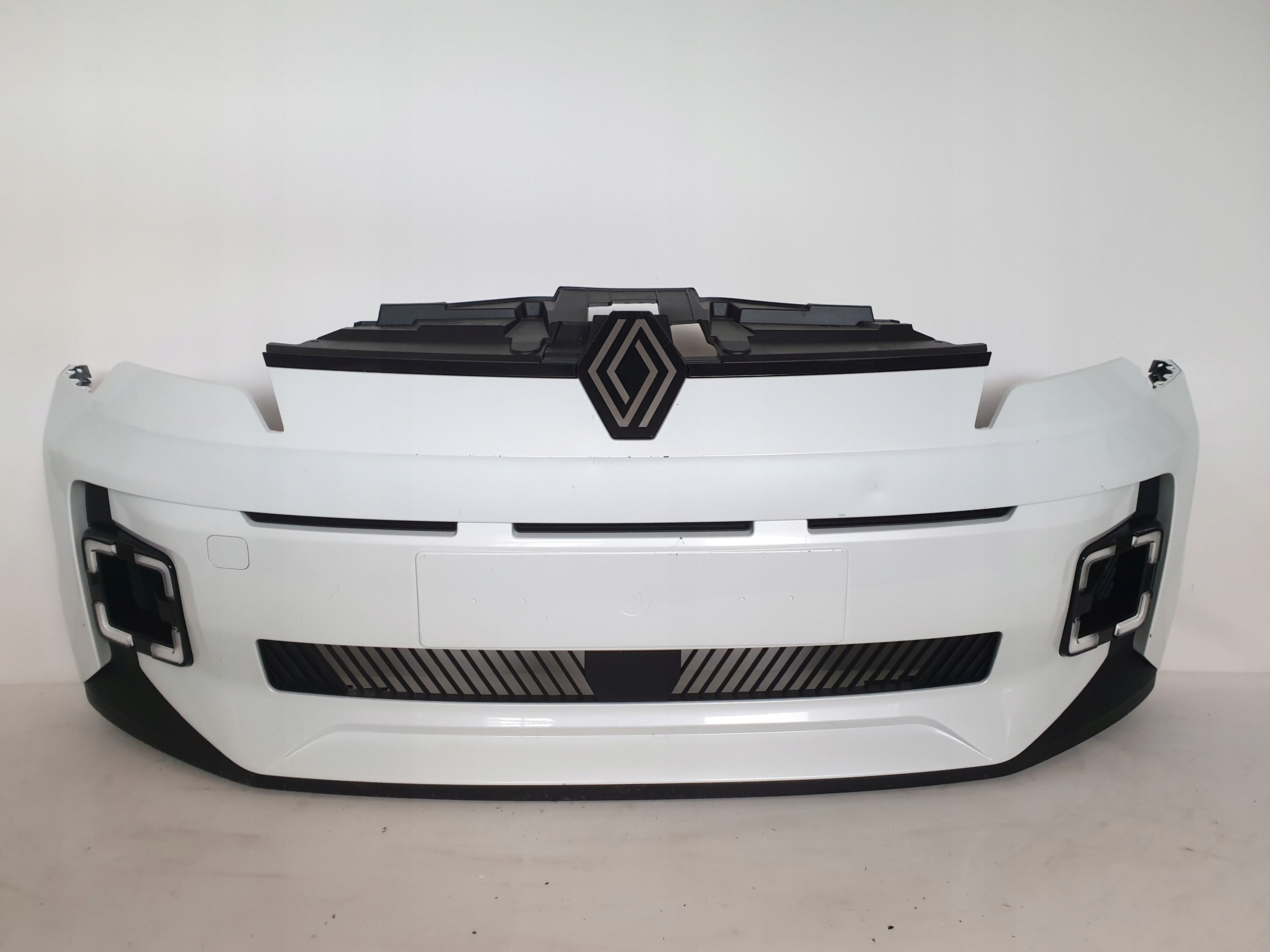 RENAULT 5 V E-TECH 24-> bumper front front RADAR LED cover 62010M626R