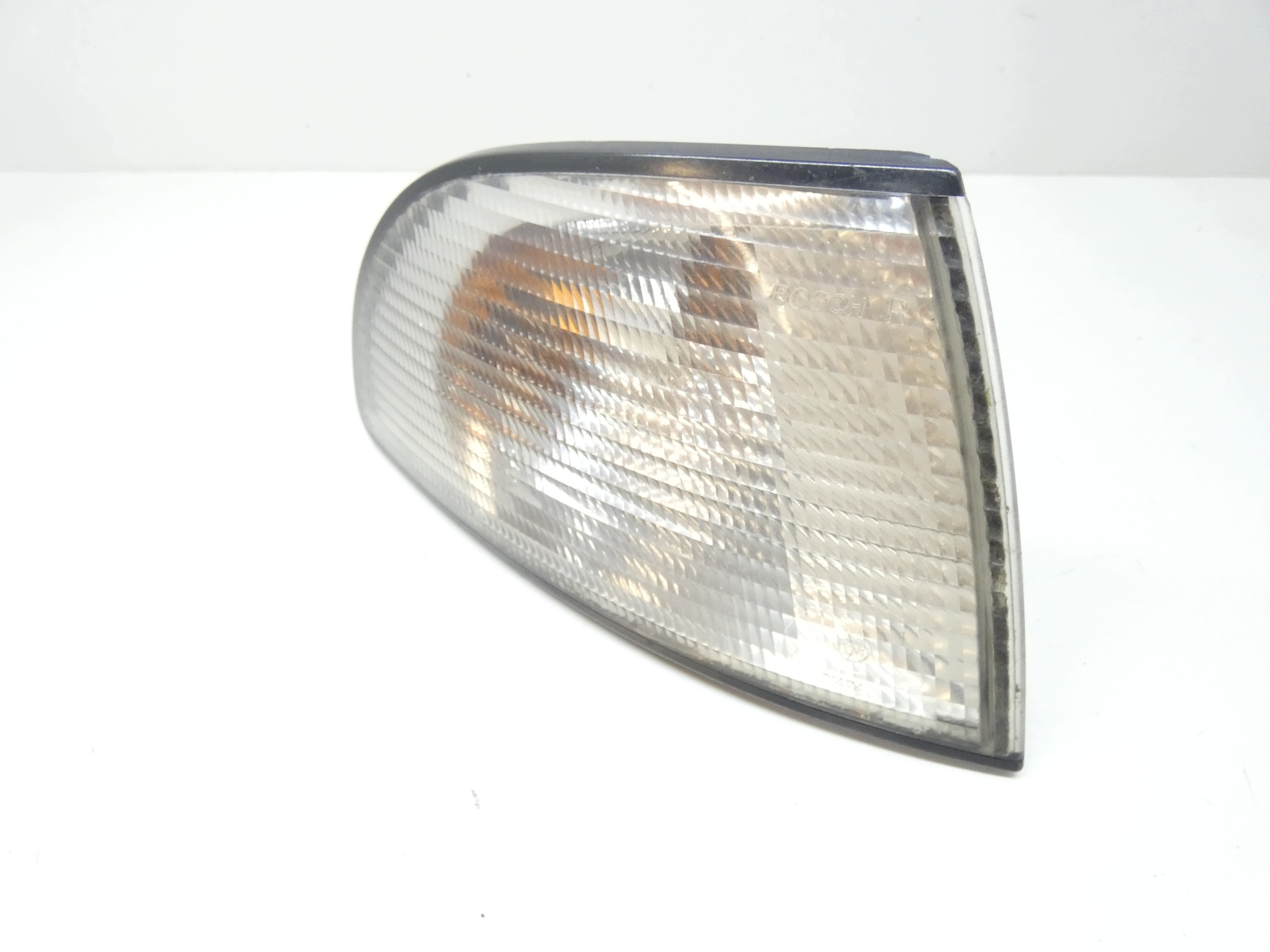 blinkerleuchte rechts vorne AUDI A4 B5 95-99 8D0953050A original OPRAWKA