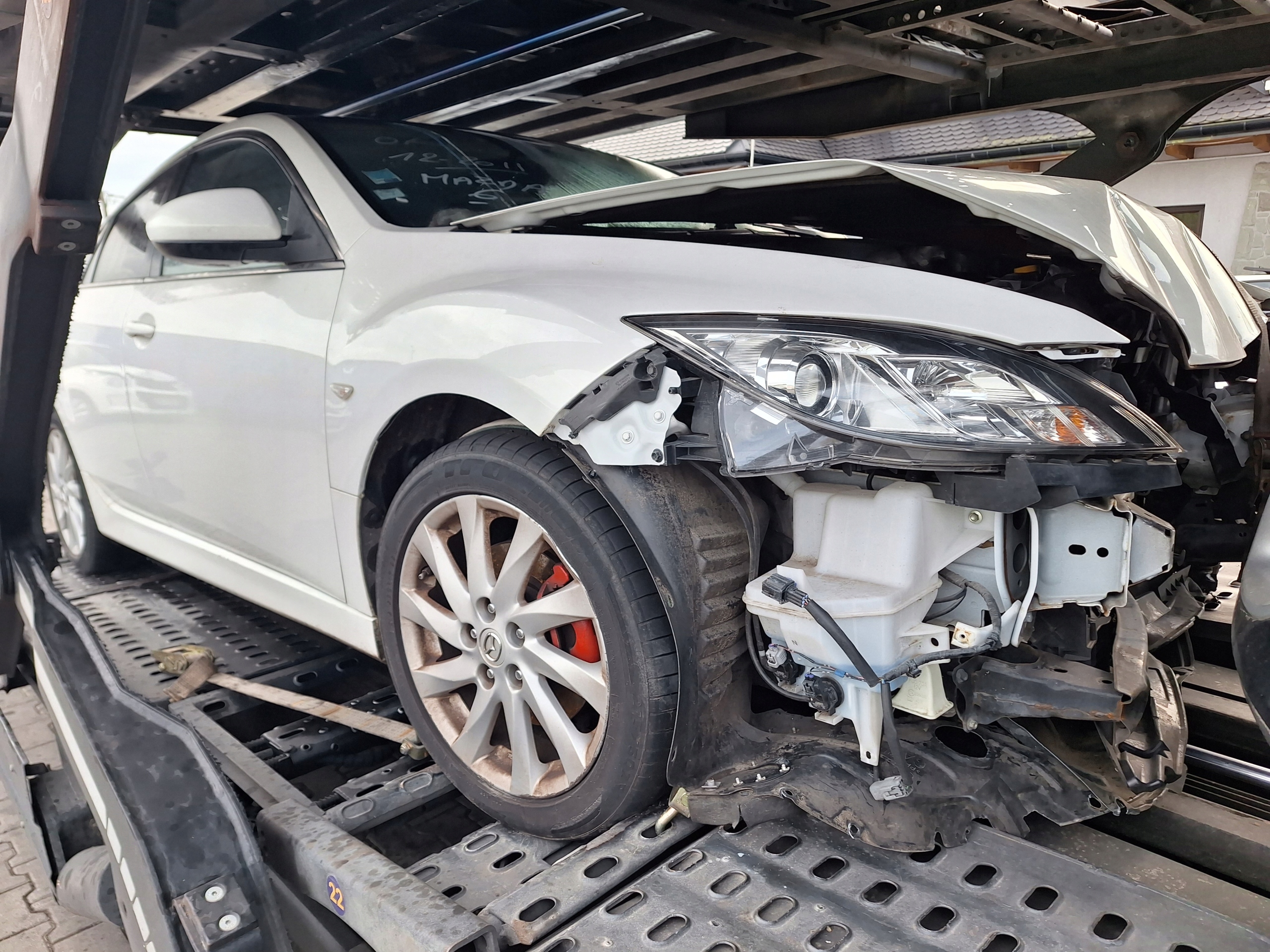 MAZDA 6 II GH LIFT 5D HB BIALE 34K Hatchback / Liftback door front left