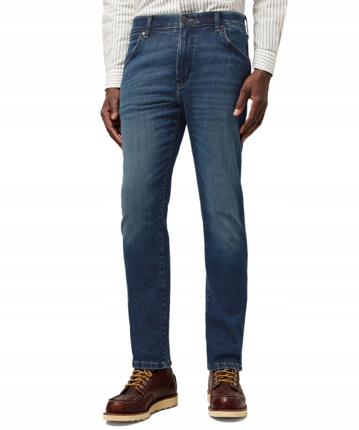 Wrangler Larston Slim Tapered Free to Stretch 112371025 Námořnická barva W31 L32