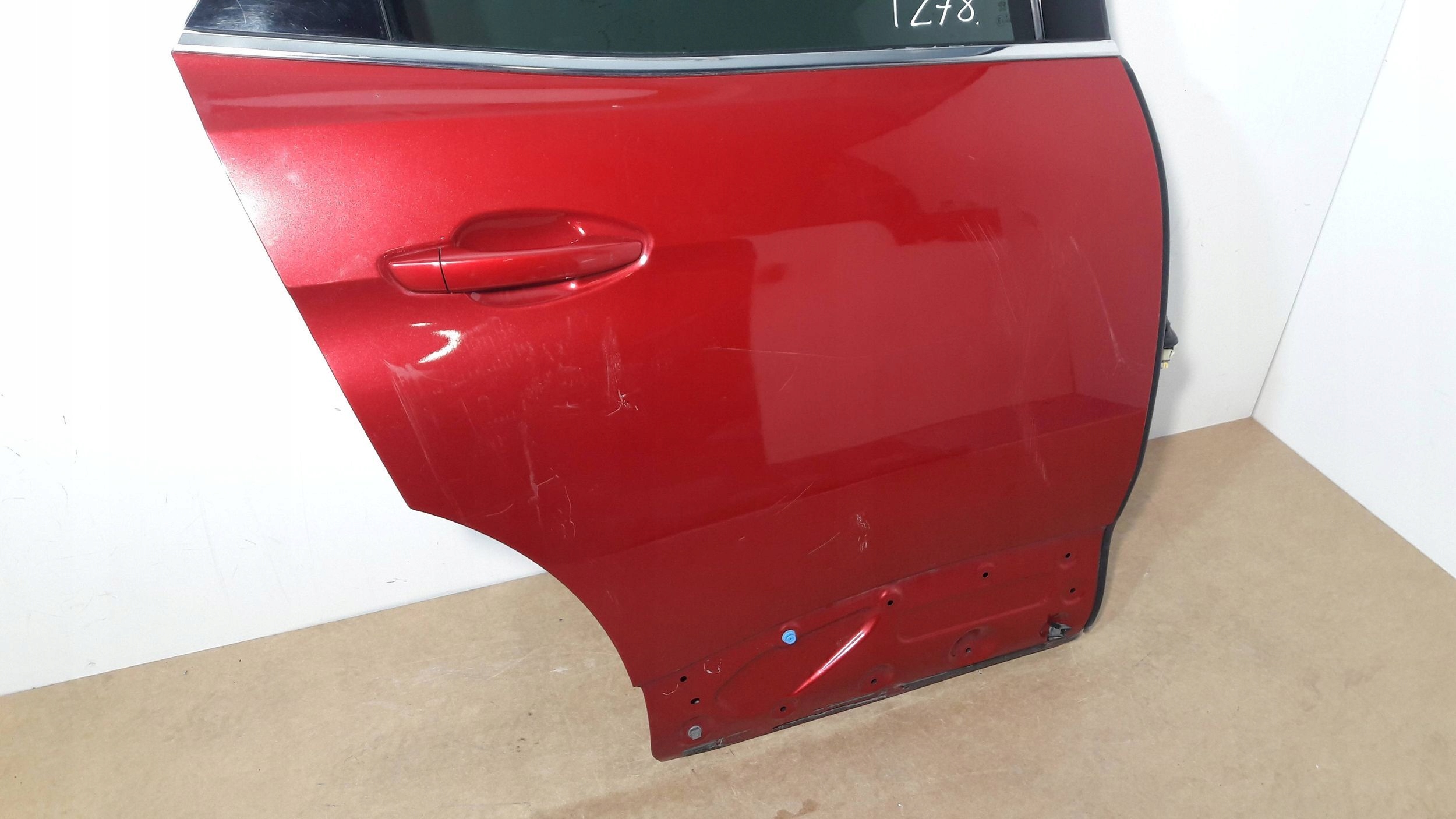 Peugeot 3008 II Tür hinten