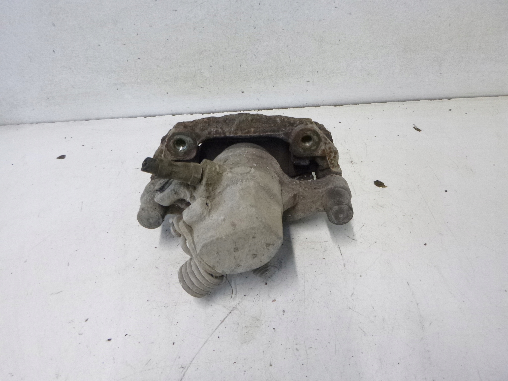 caliper brake rear part Ford C-Max 1.6 2005r.
