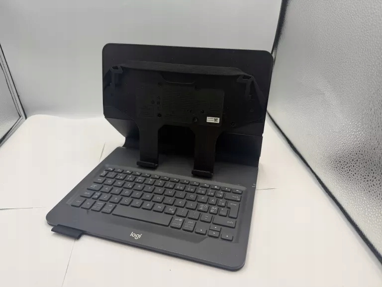 Klawiatura Tablet Logitech Universal Folio Y-R0063