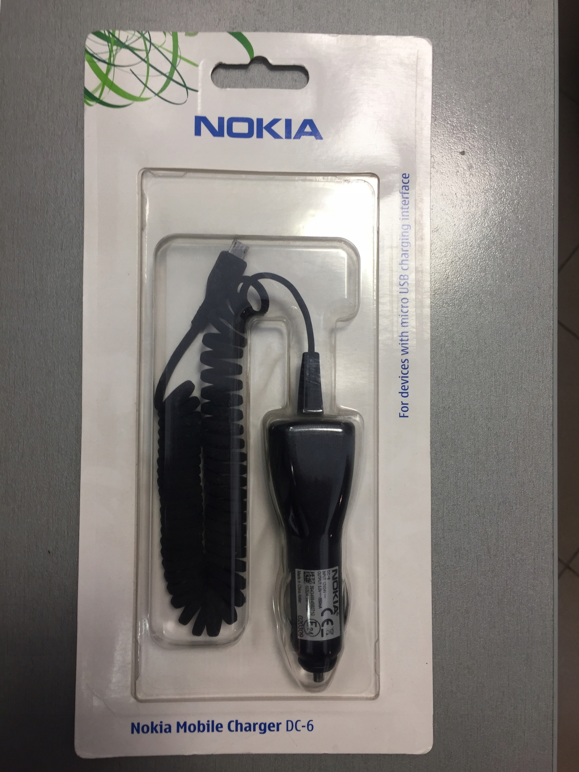 NOWA ORYGINALNA ŁADOWARKA SAMOCHODOWA NOKIA DC-6