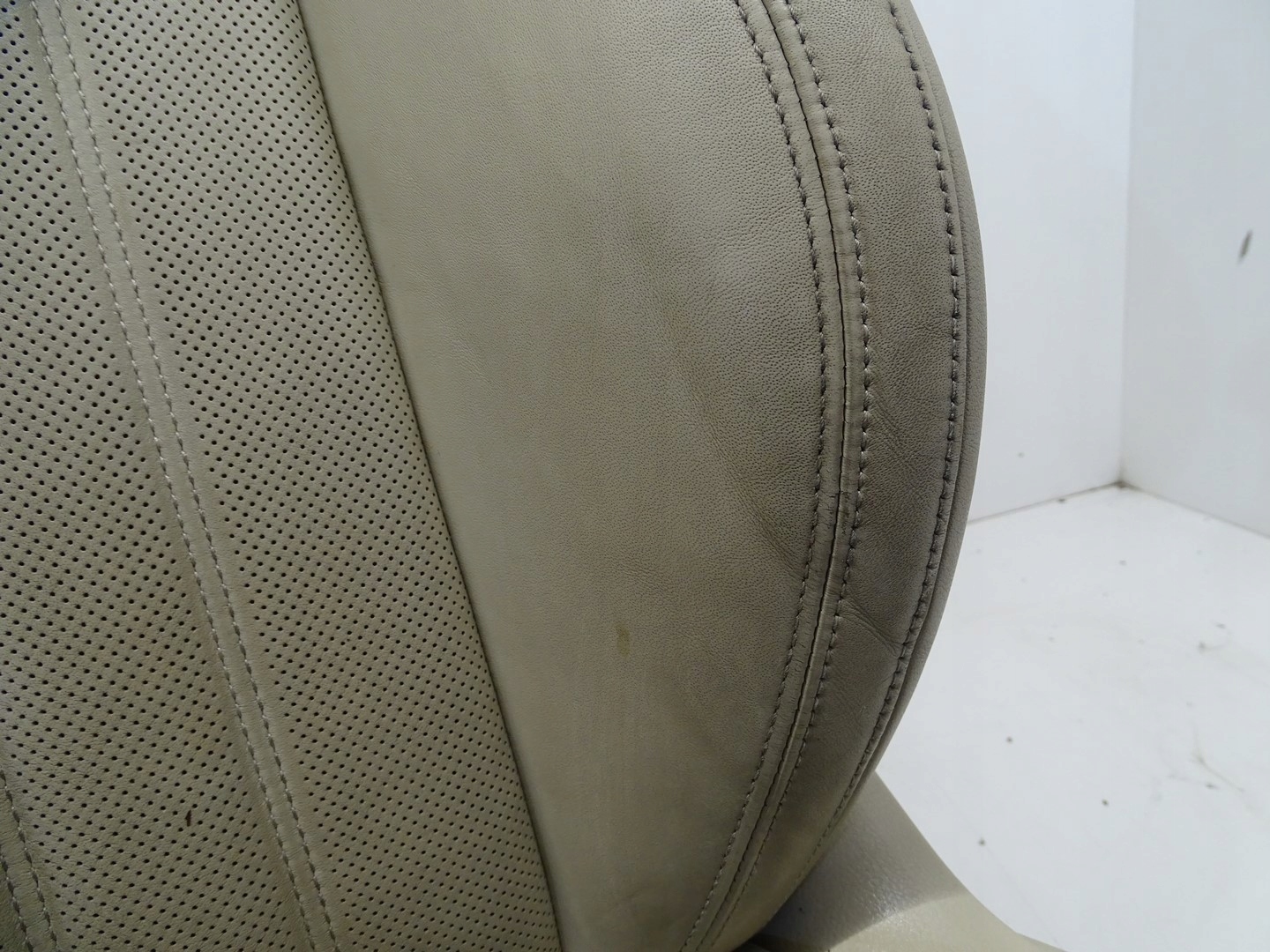 KPL Sitz LAURIN KLEMENT L&K SKODA SUPERB III 3V HB