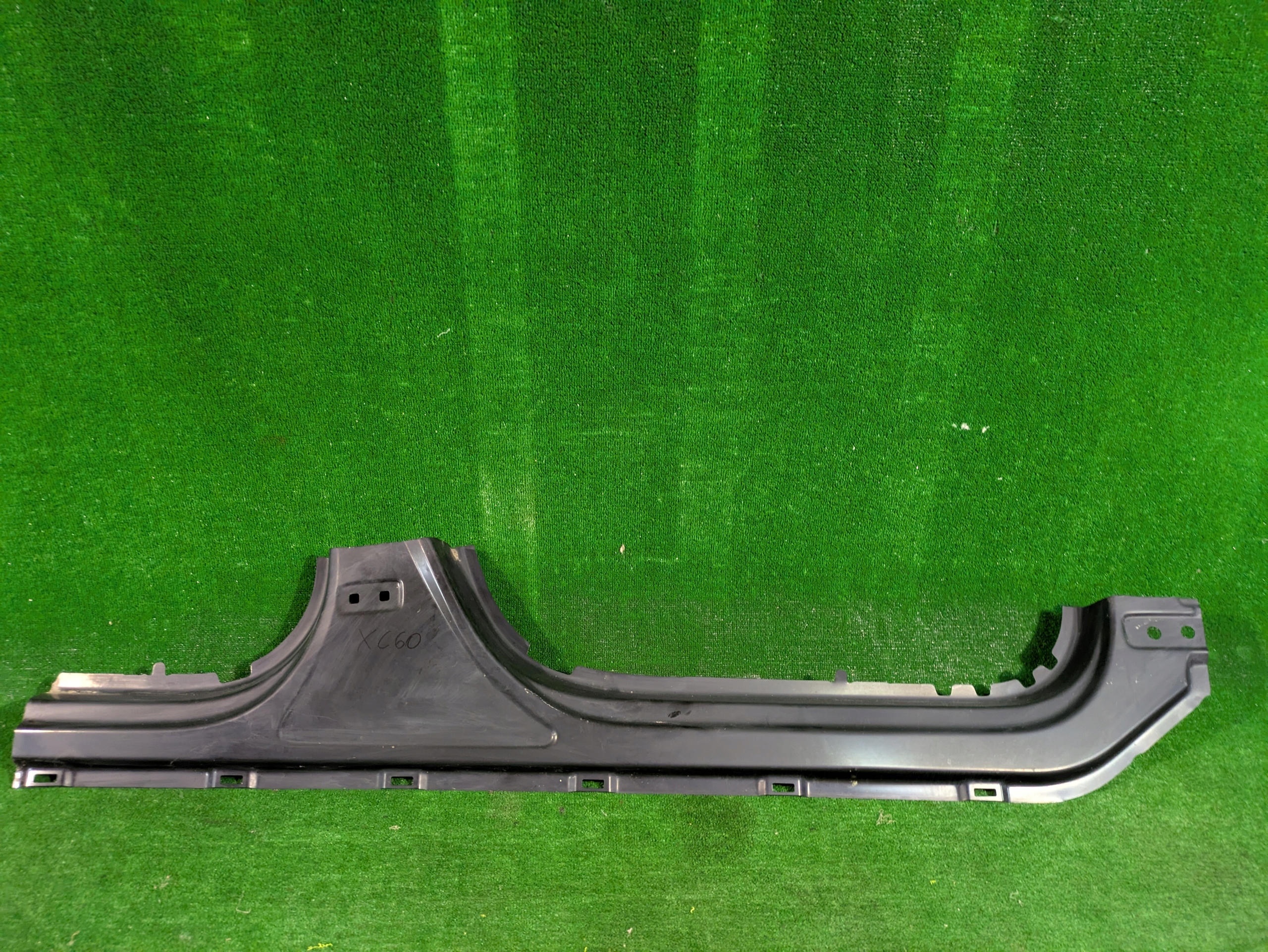 threshold pillar right VOLVO XC60 II