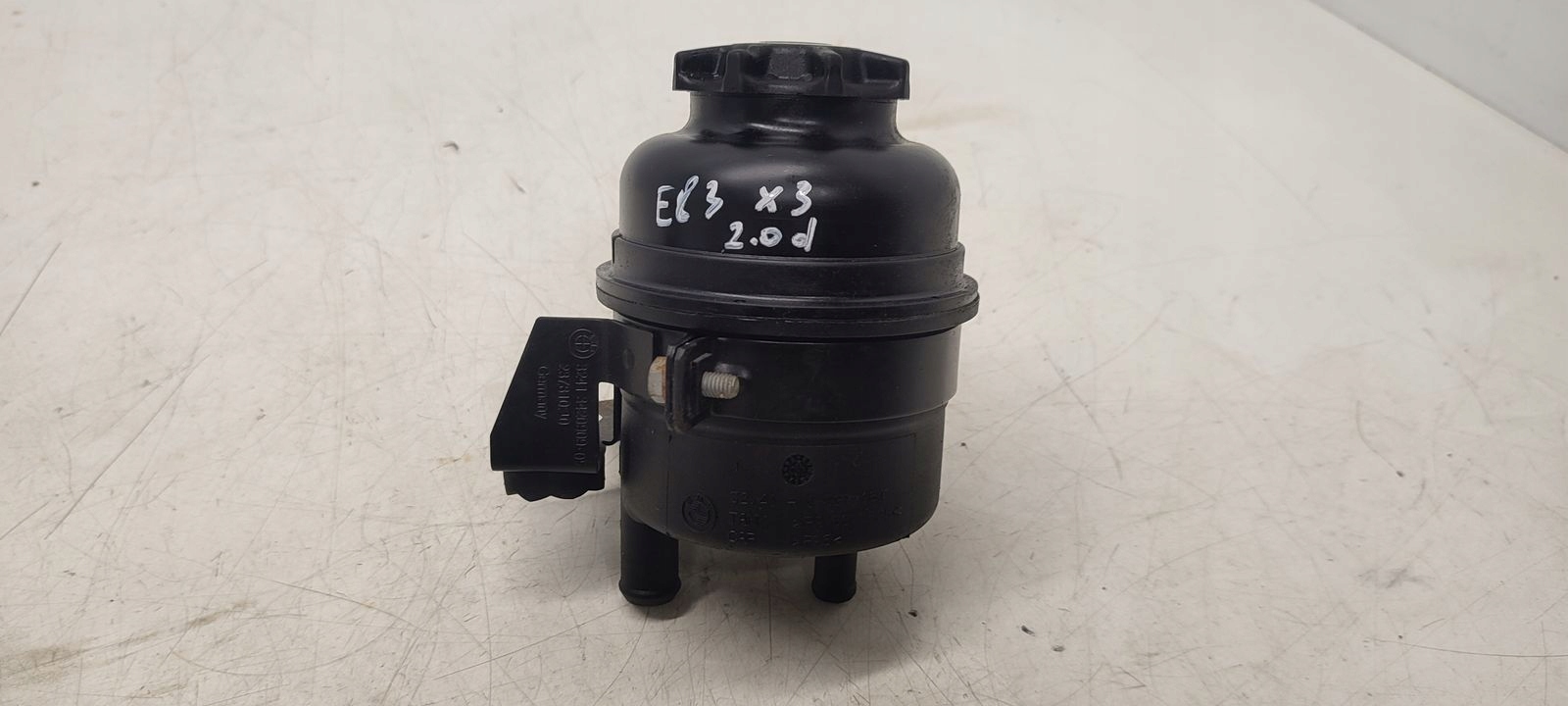 serbatoio LIQUIDO SERVOSTERZO BMW E83 X3 LIFT 2,0D