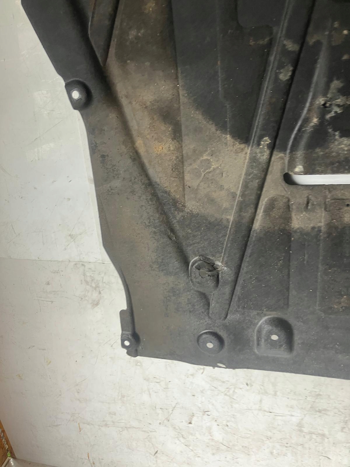 cover lower cover below engine RENAULT CLIO V