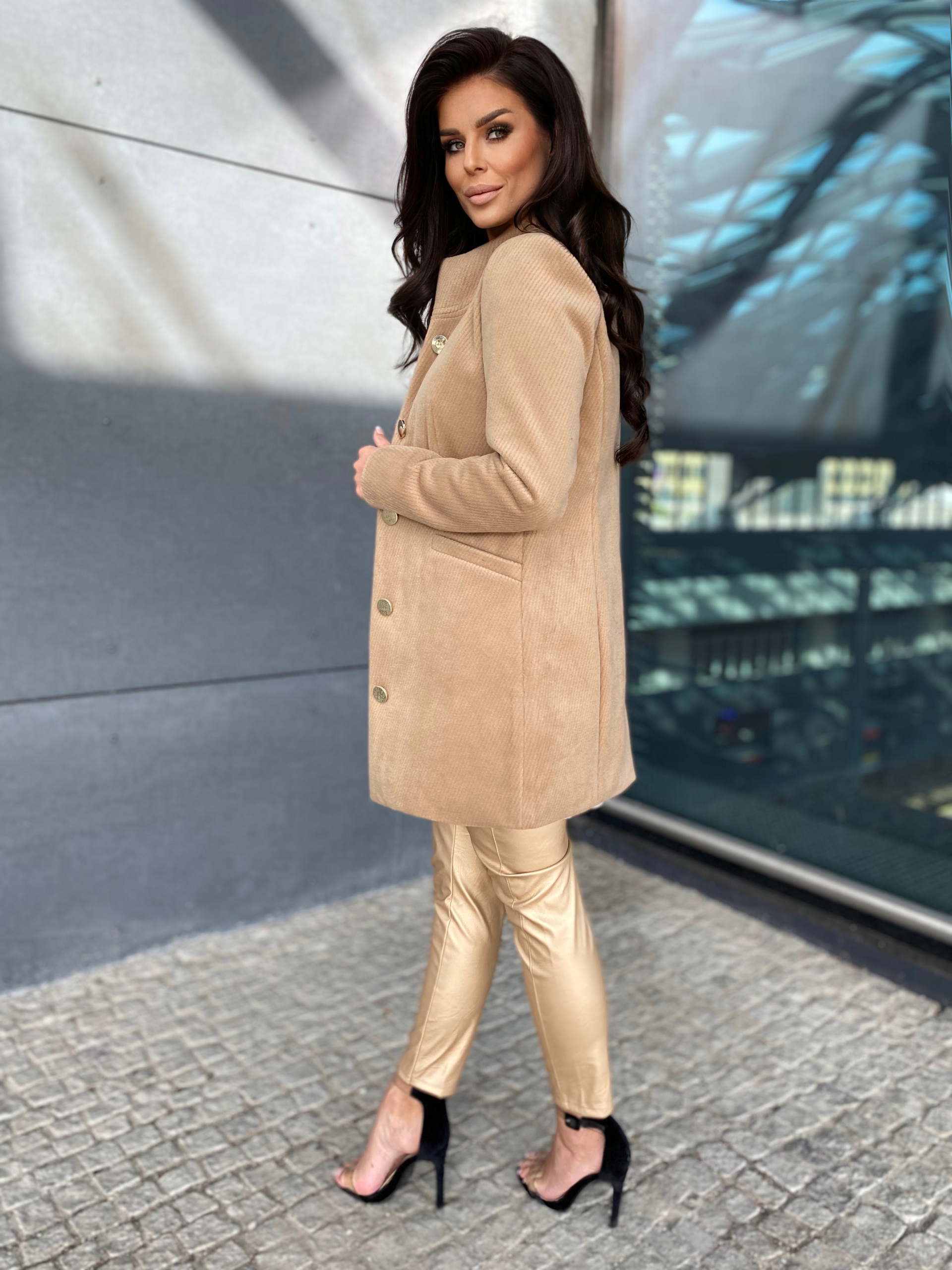 PŁASZCZ DAMSKI KURTKA WIOSENNY JESIENNY OCIEPLANY CIEPŁY KAR PRĄŻEK 38 M Rozmiar M