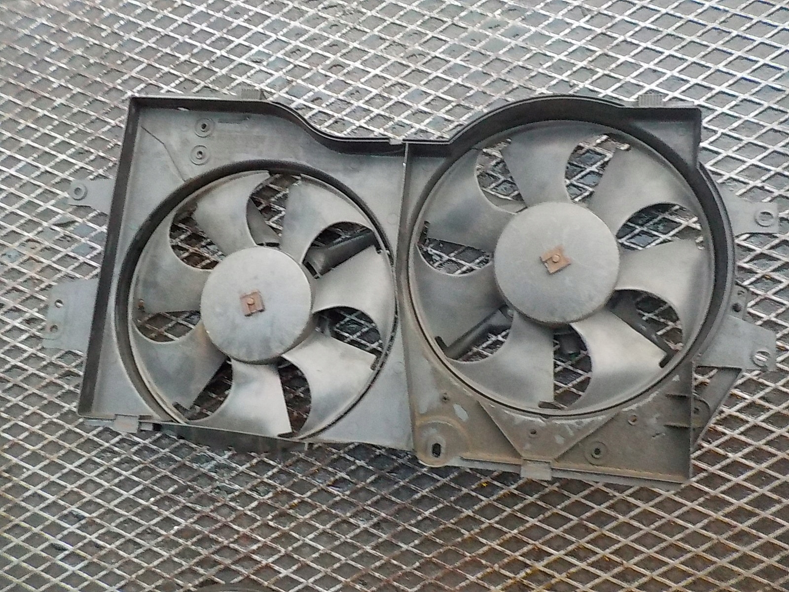 CHRYSLER VOYAGER III ventilátor chladiče 04809342AA