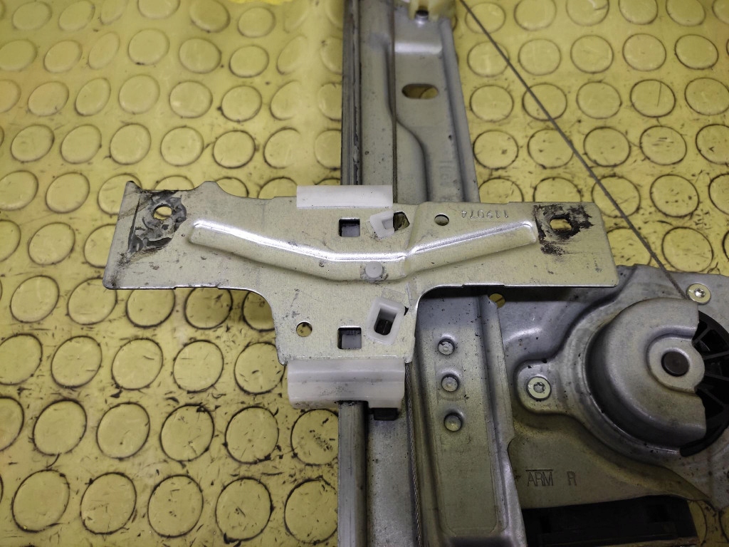 PEUGEOT 207 window regulator right front