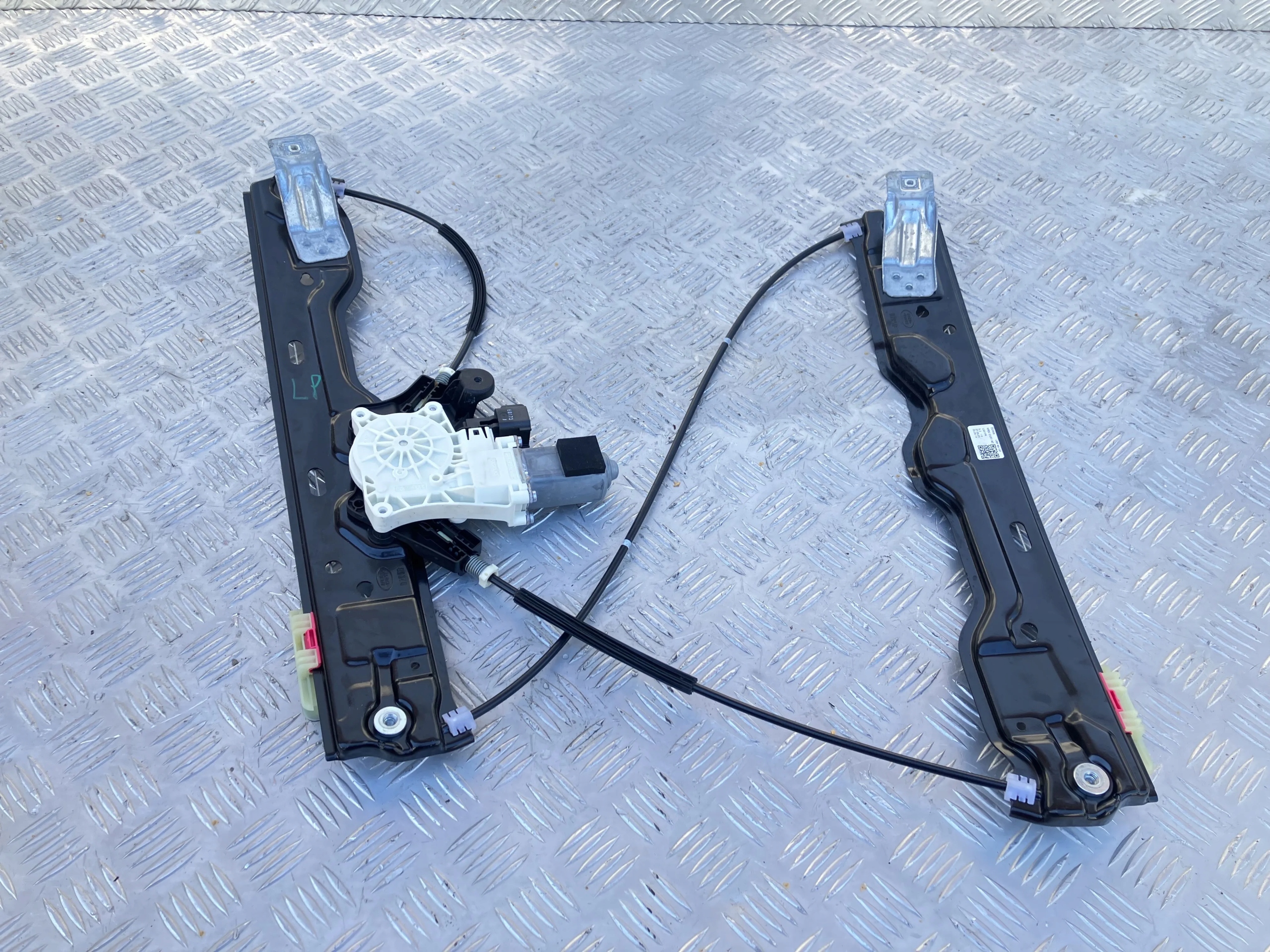 PODNOŚNIK SZYBY PRZÓD LEWY RANGE ROVER EVOQUE II 19-