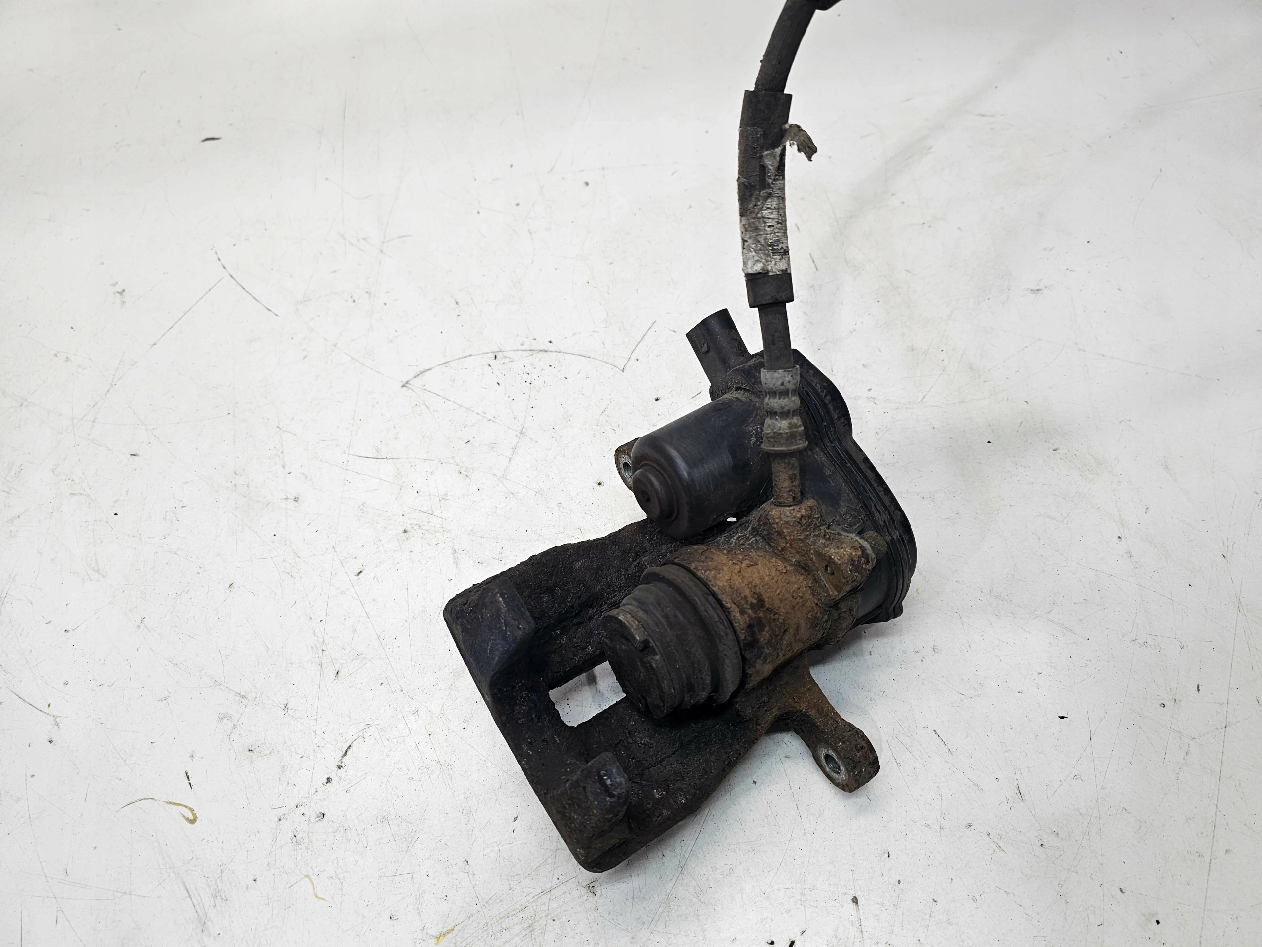 caliper brake electrical left rear part AUDI A6 C7