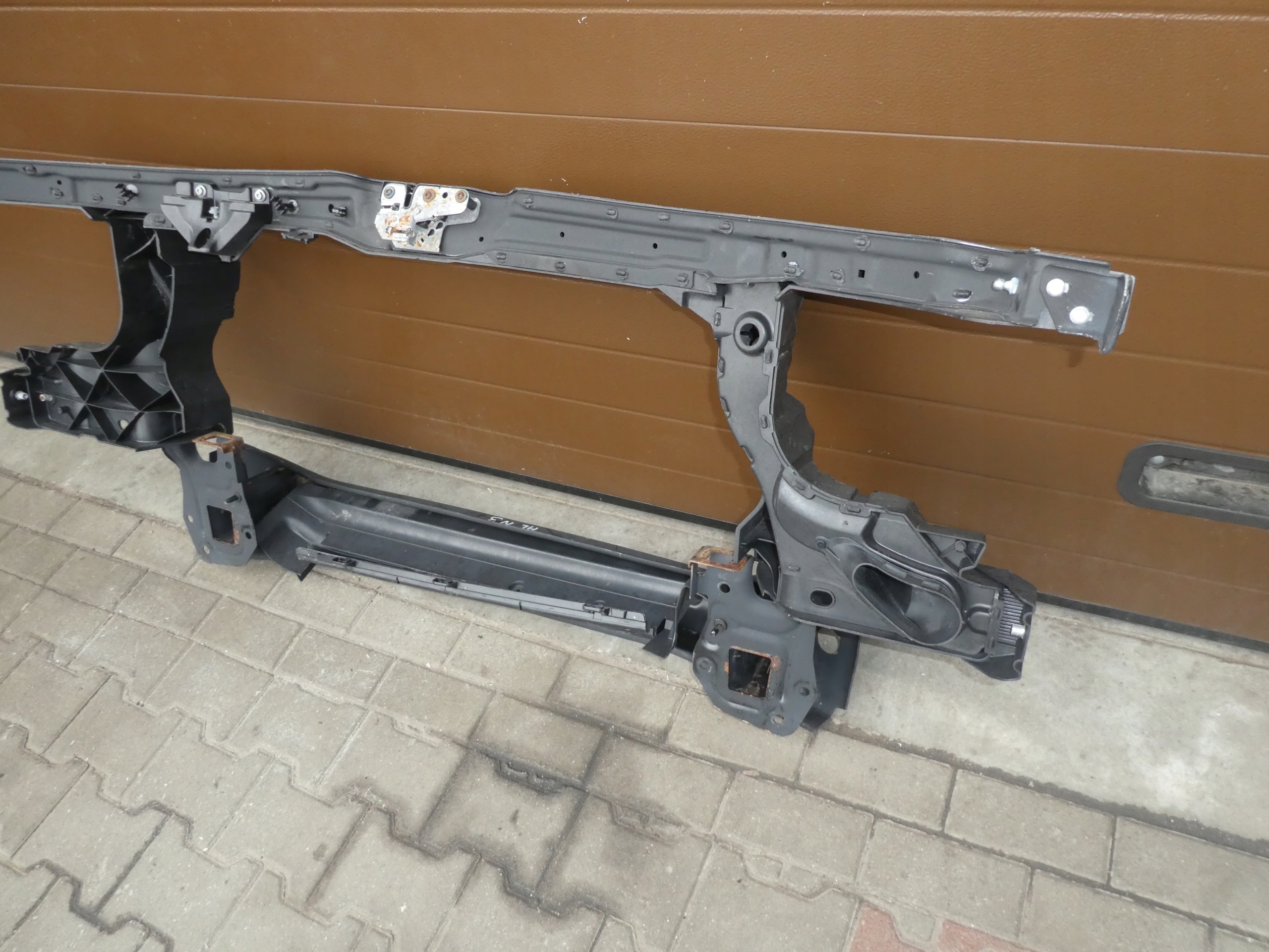 sider support panel for radiators pillar iron VW 7E0 T5