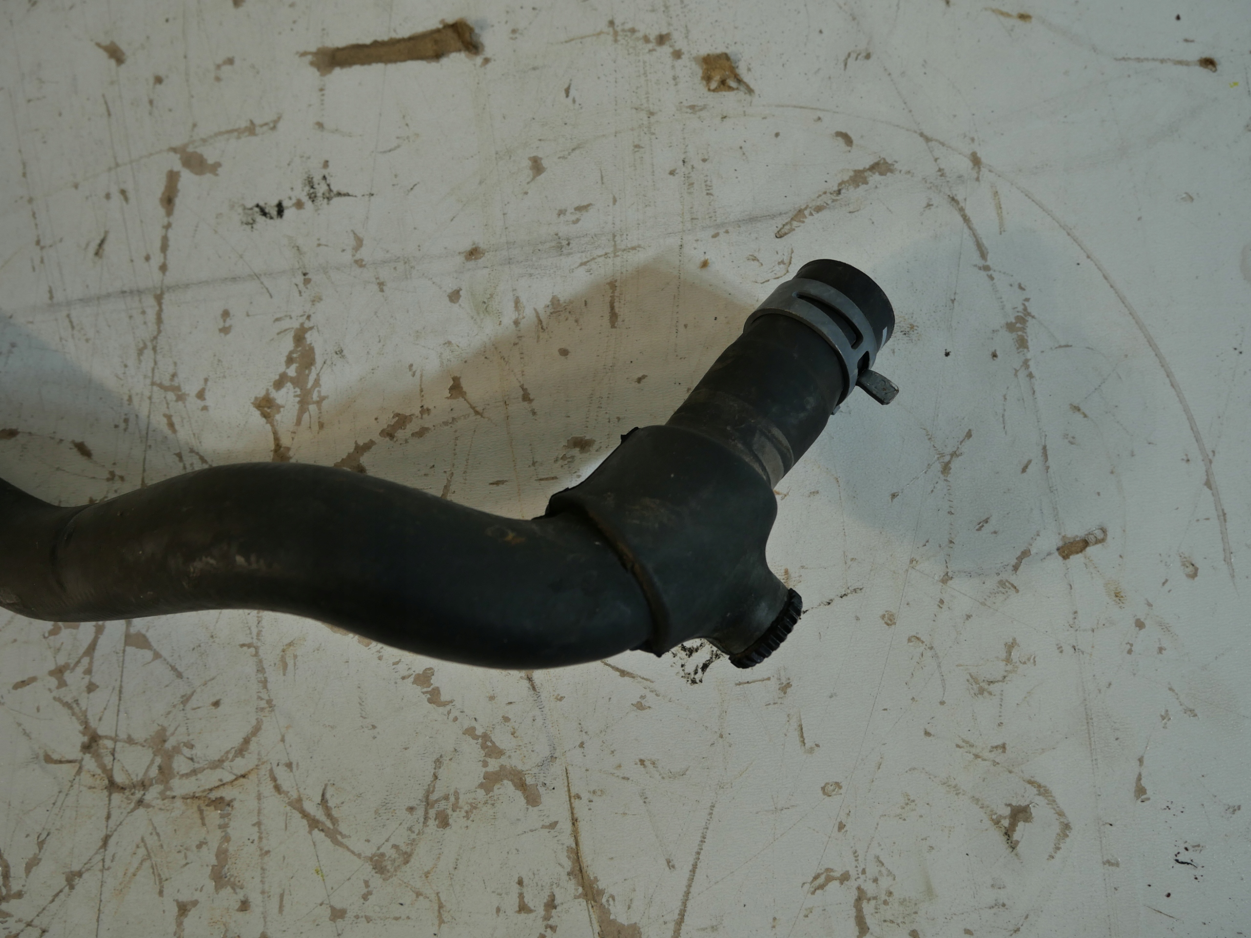 prijenos vode VOLKSWAGEN T4 074121073AC