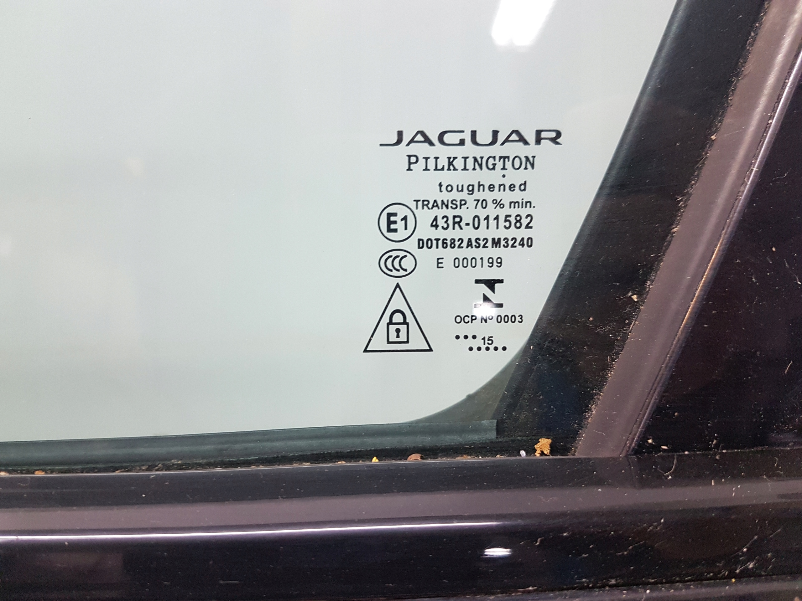 Jaguar XE X760 door front left PCE 2015r AS2