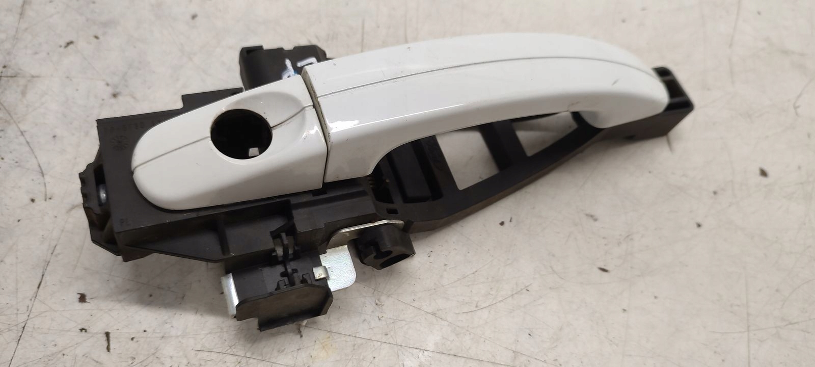 handle front front left Ford Focus MK3 HB 5D 5B